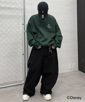 【Disney / ディズニー】ミッキー ワンポイント刺繍 ビッグシルエットプルオーバー クルースウェット
