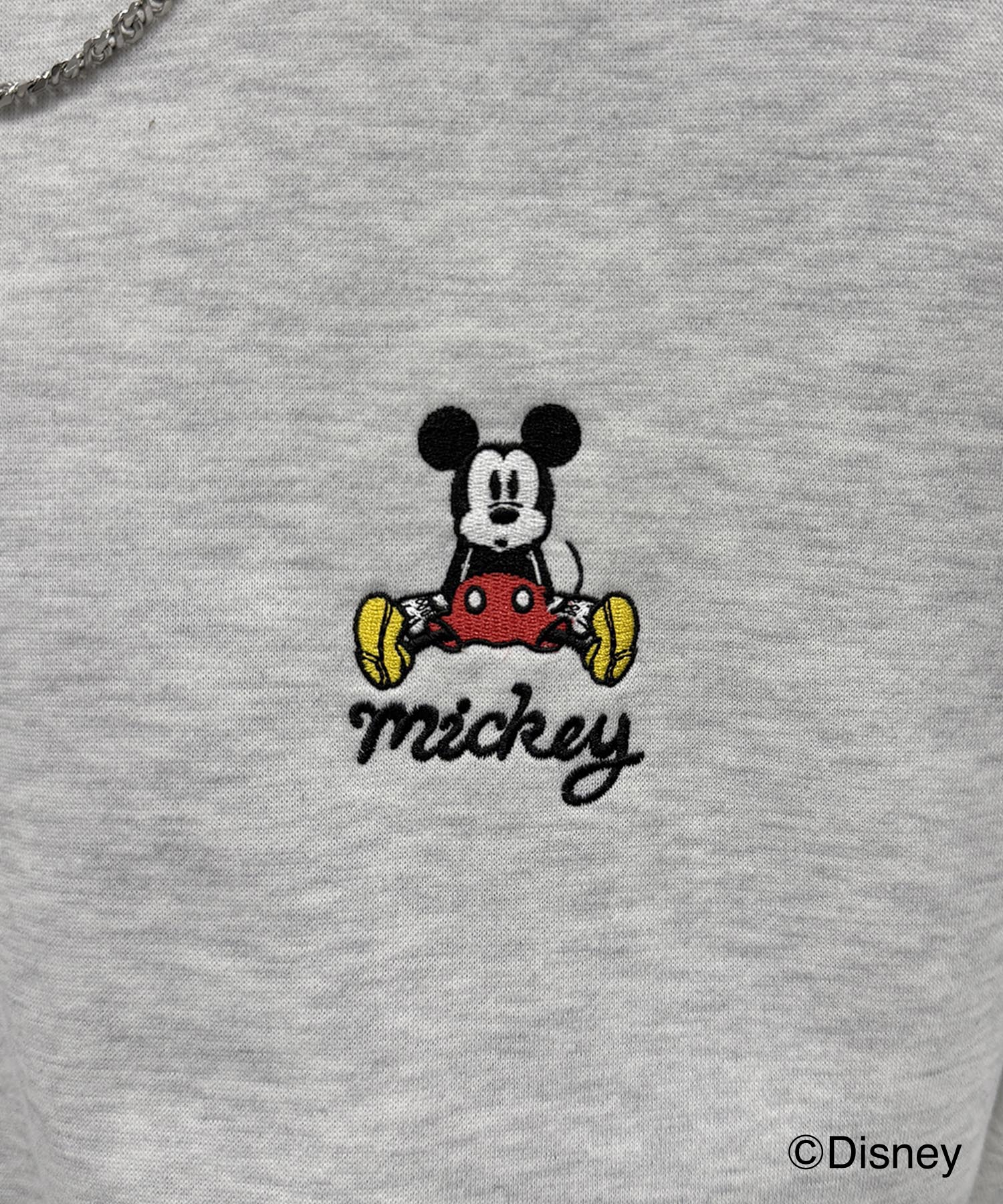【Disney / ディズニー】ミッキー ワンポイント刺繍 ビッグシルエットプルオーバー クルースウェット