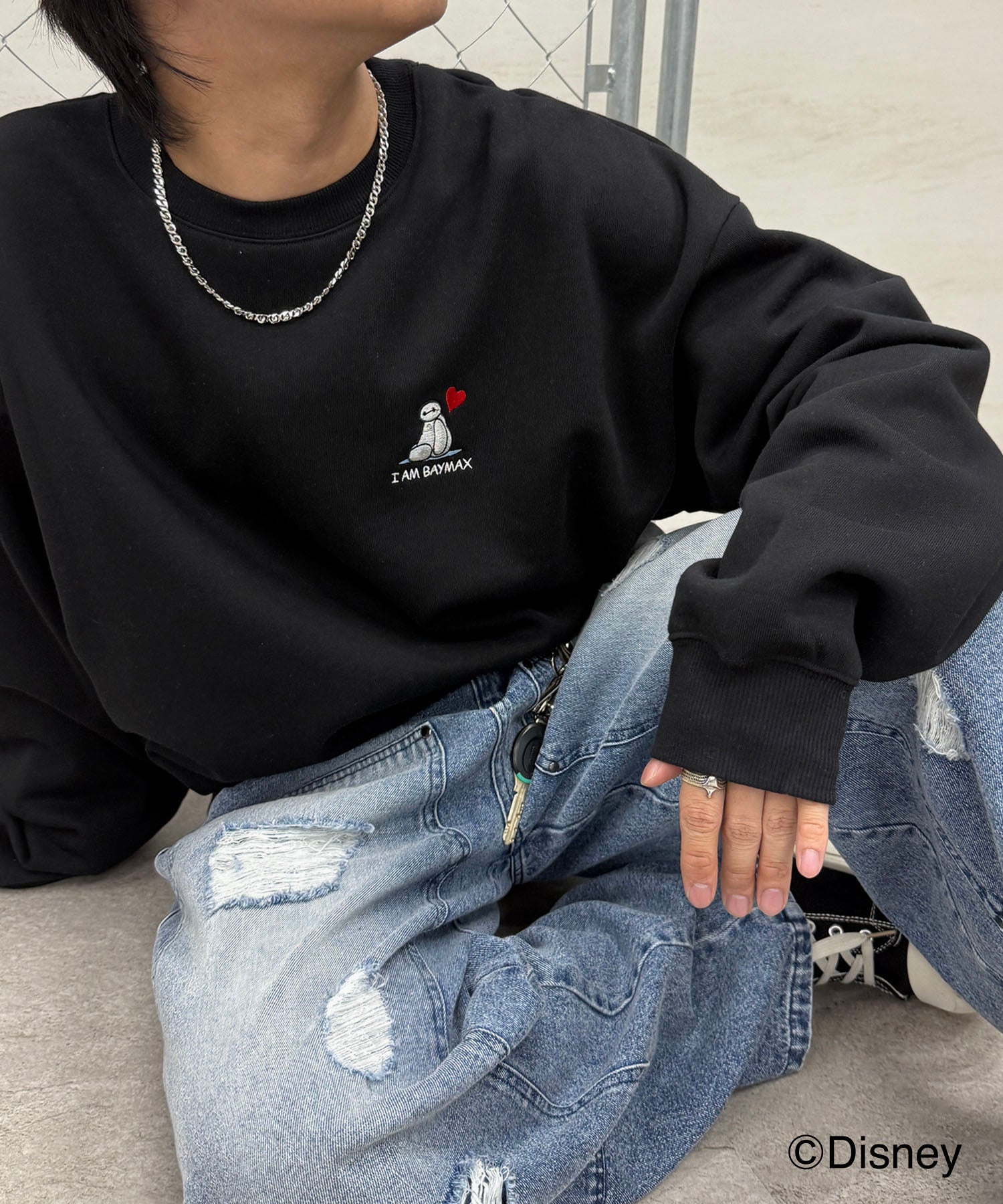 【Disney / ディズニー】ベイマックス ワンポイント刺繍 ビッグシルエットプルオーバー クルースウェット