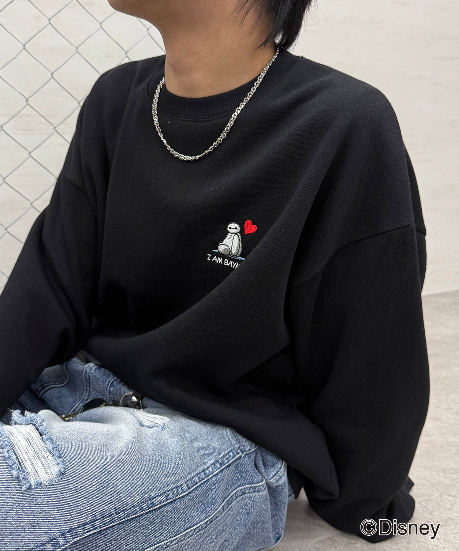 【Disney / ディズニー】ベイマックス ワンポイント刺繍 ビッグシルエットプルオーバー クルースウェット