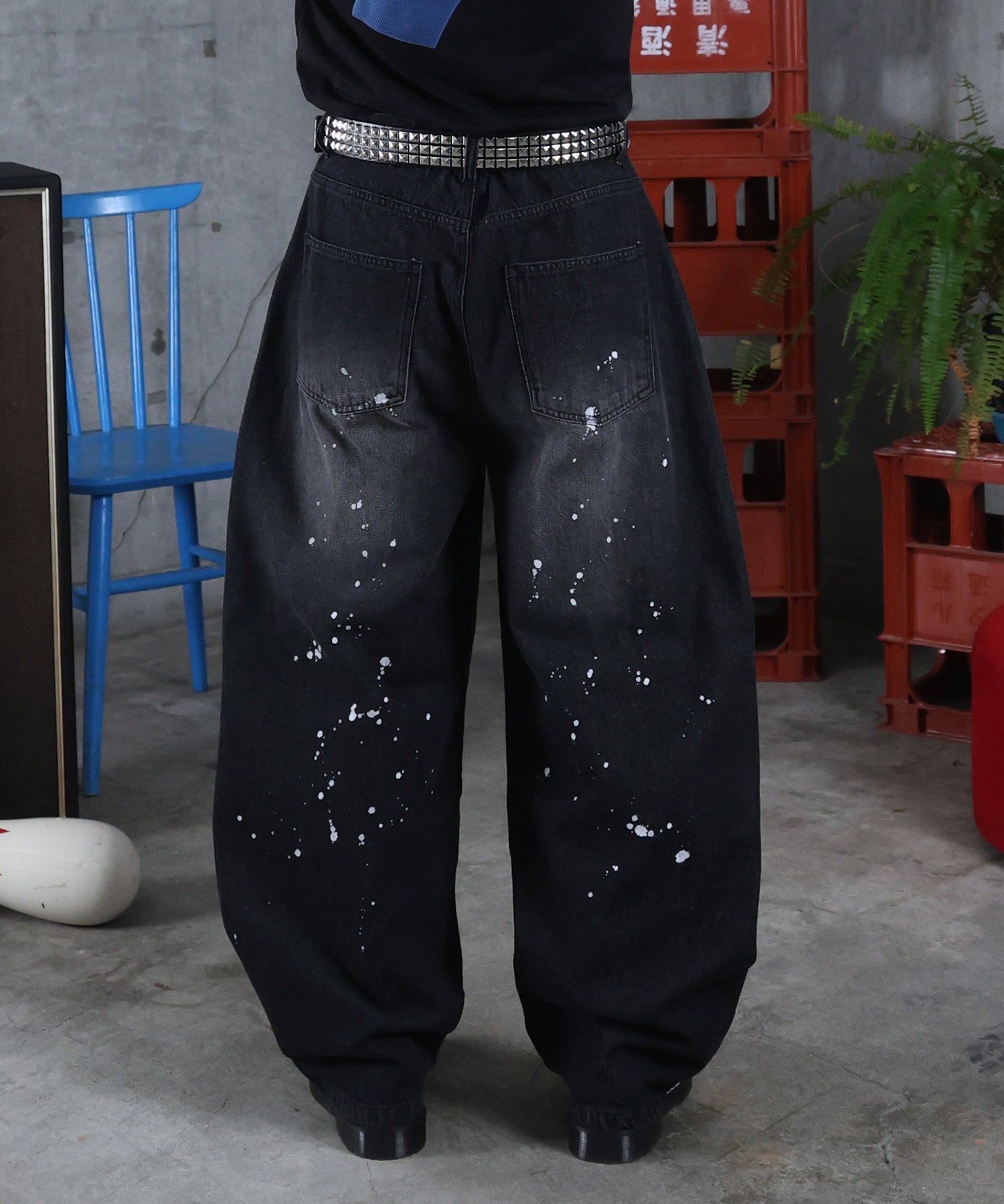 バレルレッグ ペインドデニムパンツ