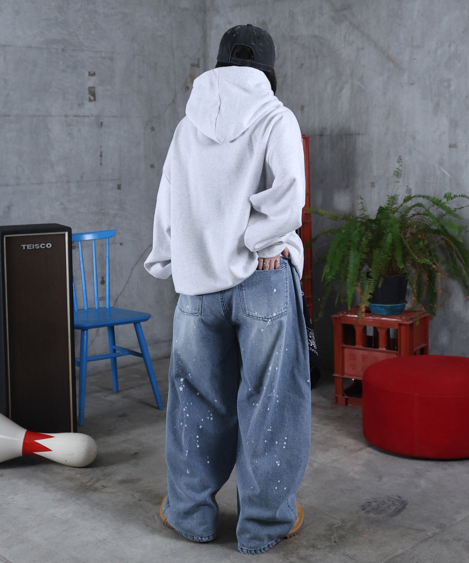 バレルレッグ ペインドデニムパンツ