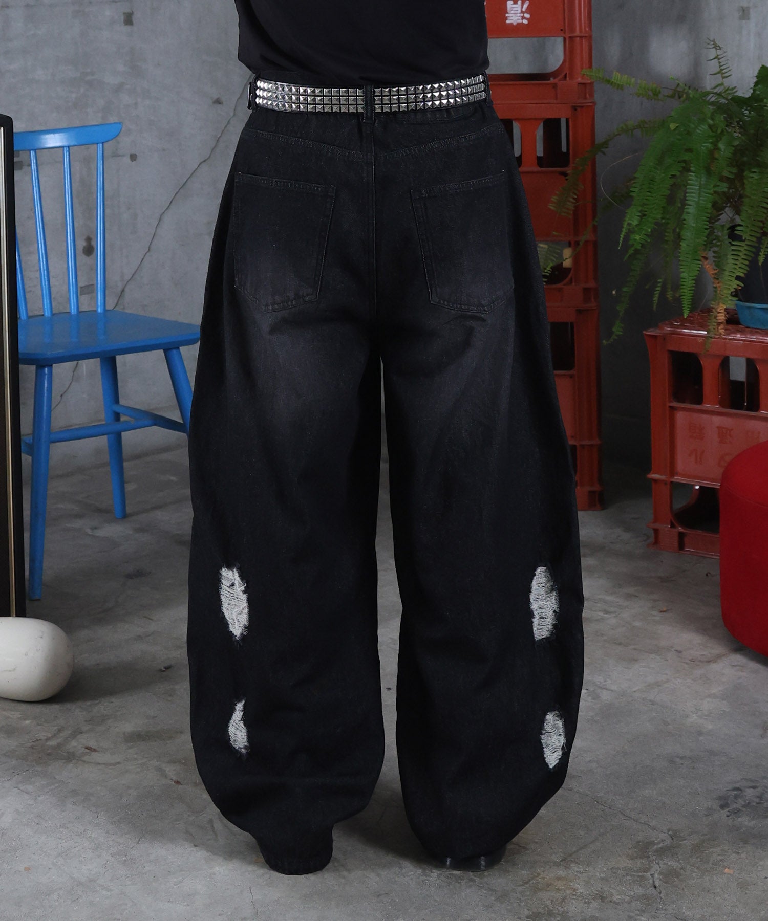 バレルレッグ ペインドデニムパンツ