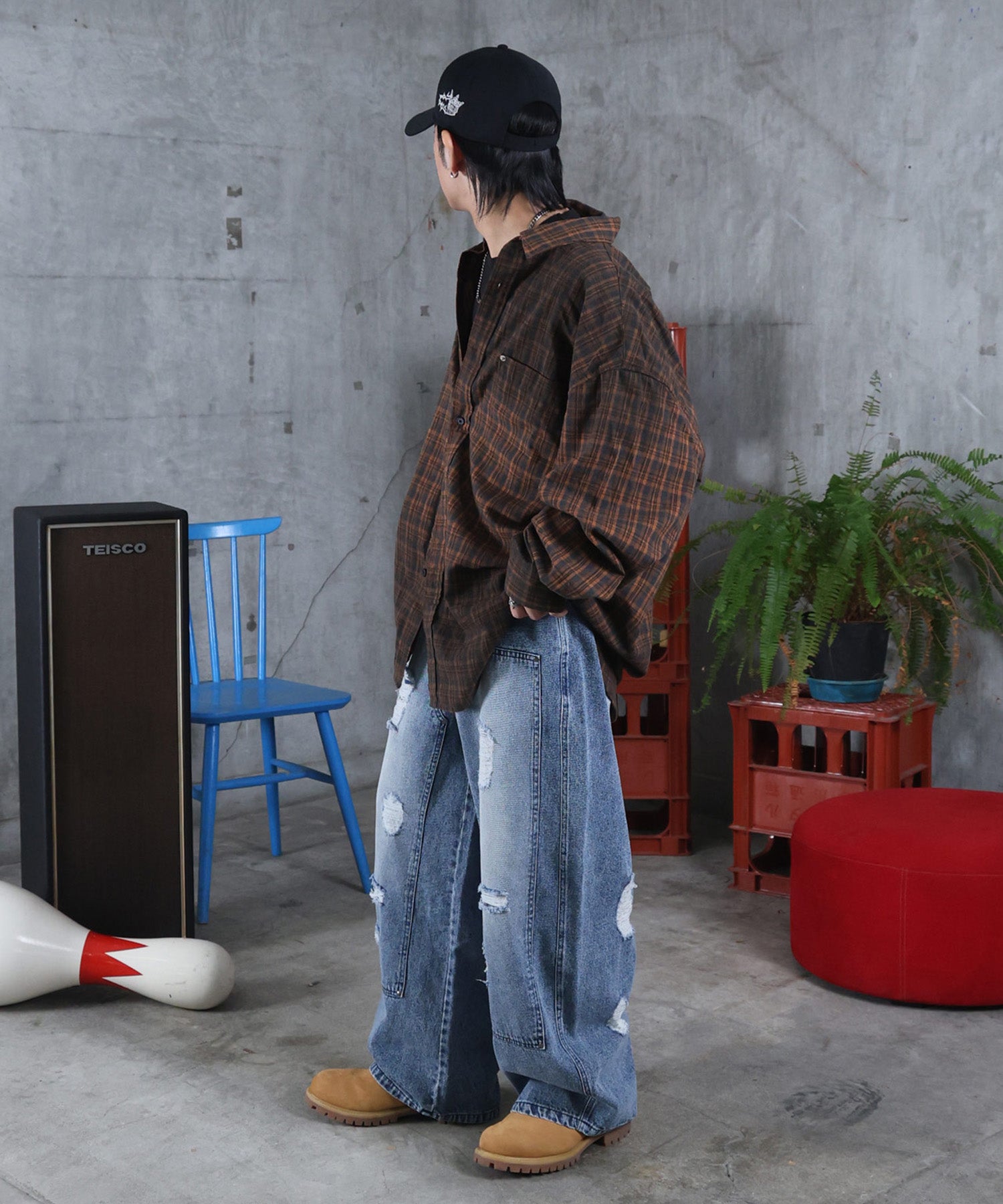 バレルレッグ ペインドデニムパンツ
