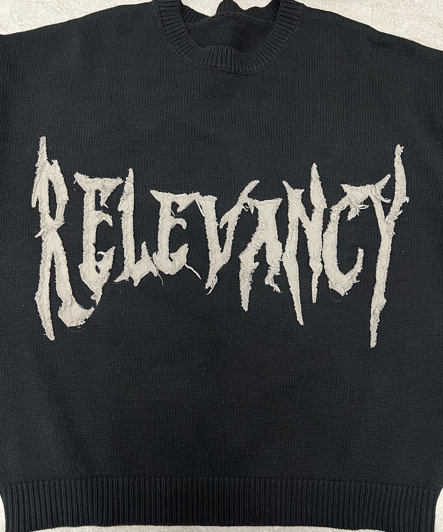 フリンジ ロゴ クルーネック ニット