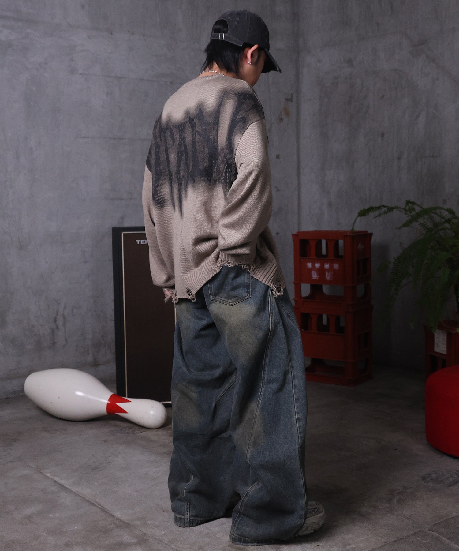 ダメージ加工 グラフティアート ニット