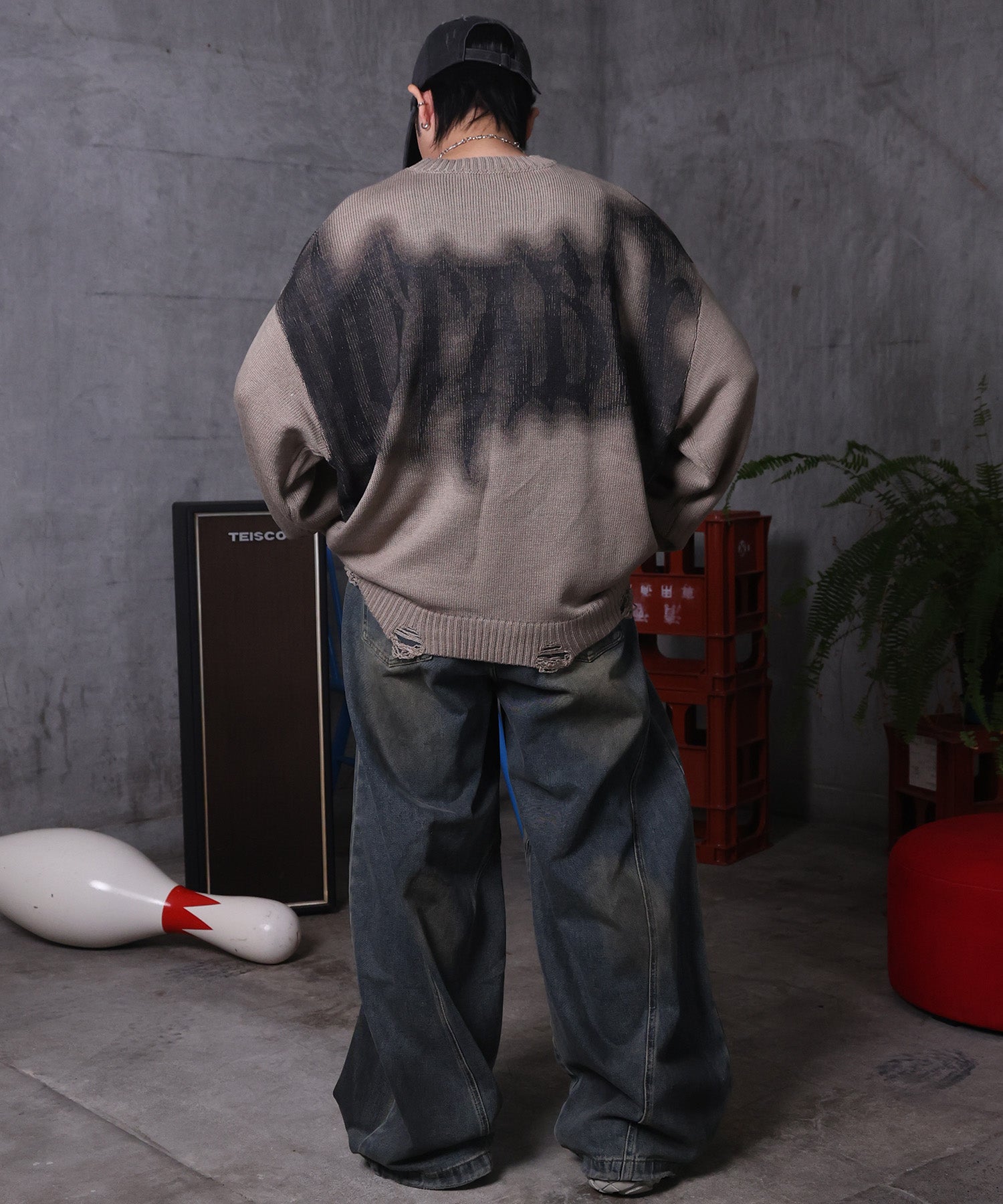 ダメージ加工 グラフティアート ニット