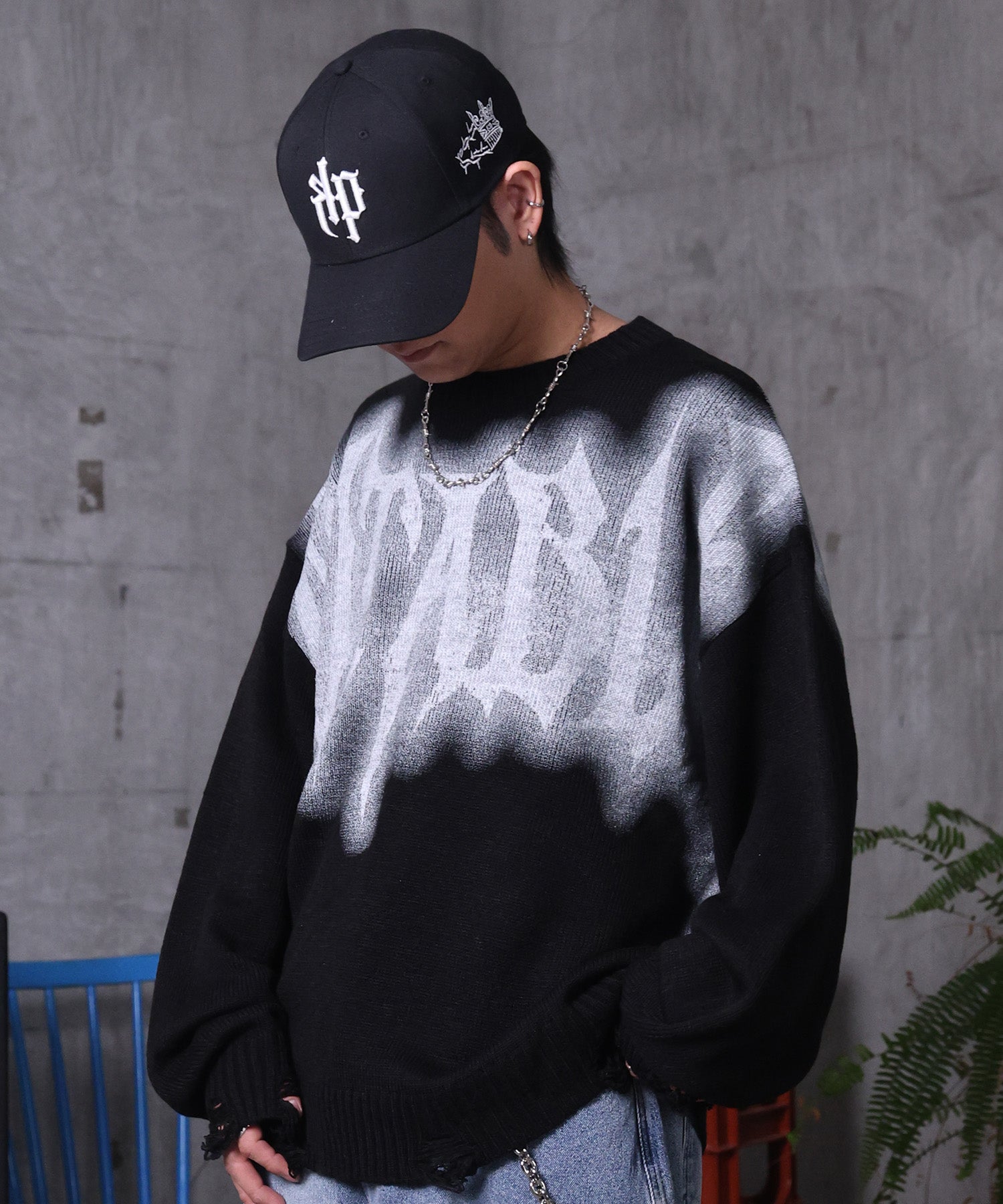 ダメージ加工 グラフティアート ニット