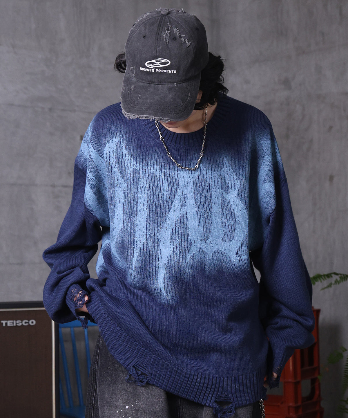 ダメージ加工 グラフティアート ニット