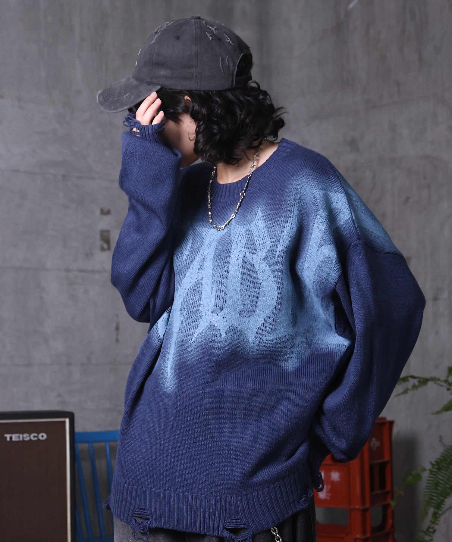 ダメージ加工 グラフティアート ニット