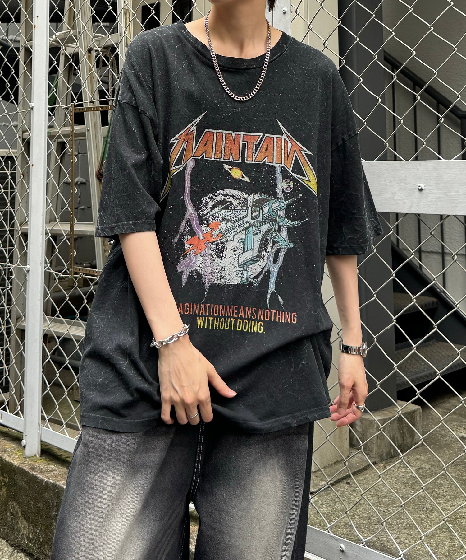 ヴィンテージライク ロックプリント レトロ ピグメント加工 ビッグシルエット半袖バンドTシャツ