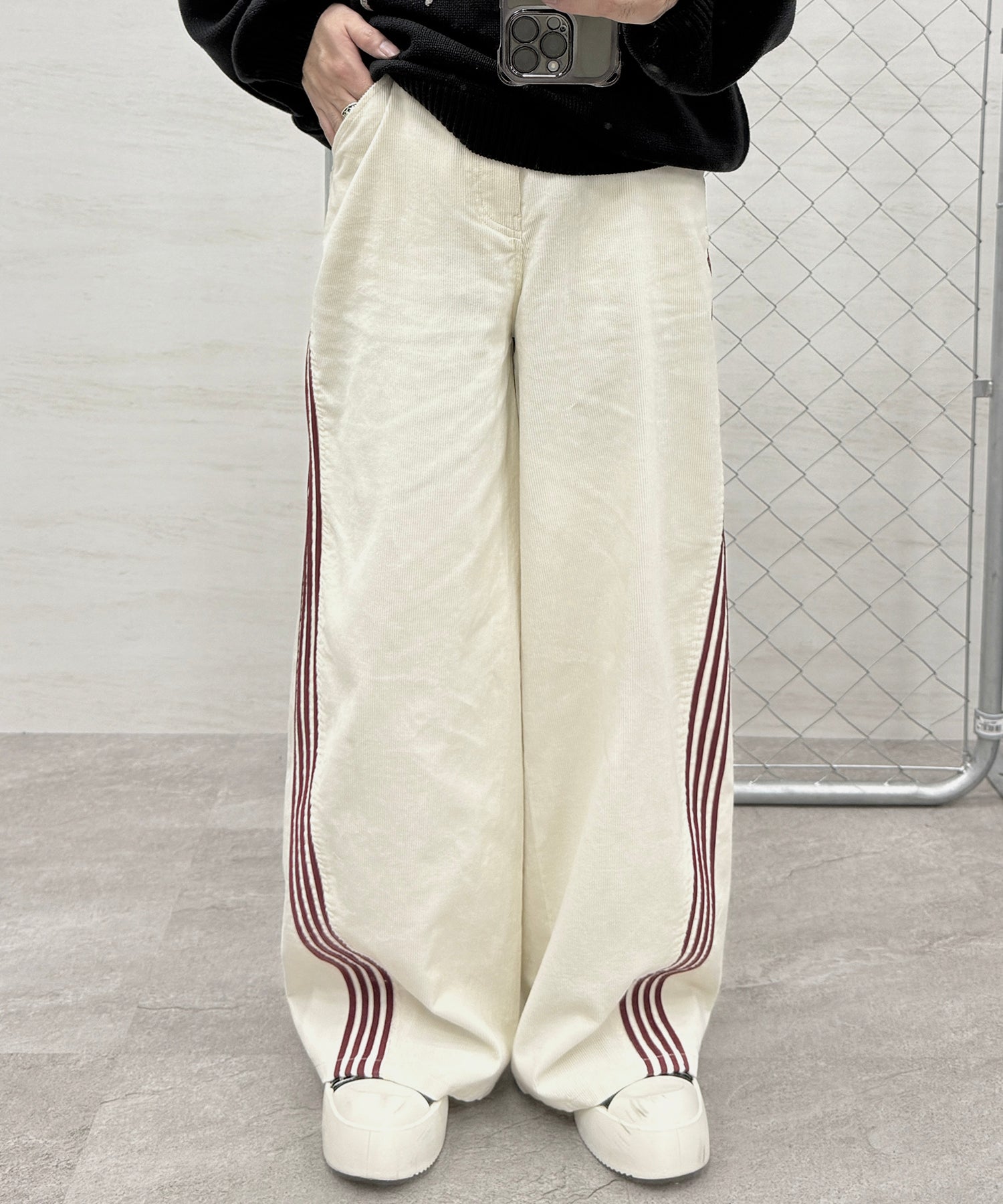 コーデュロイ ラインカーブ パンツ