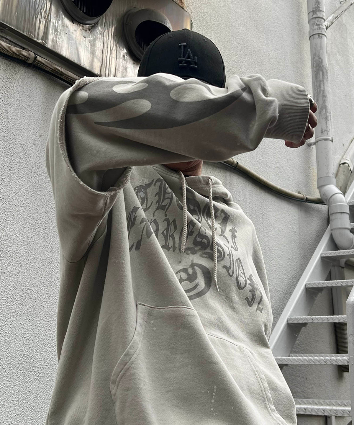 裏毛 レイヤードプルパーカー