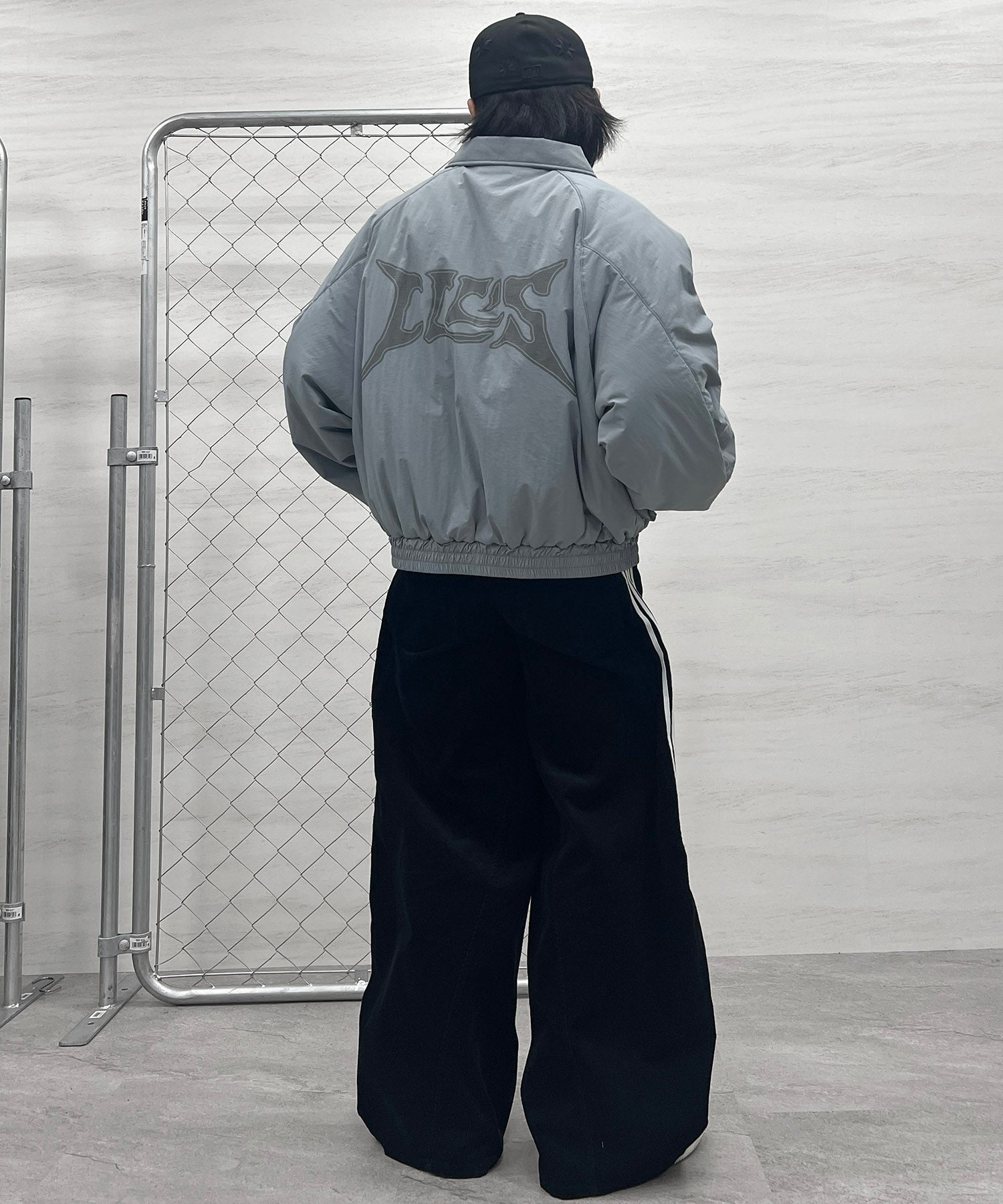 バックプリント ナイロン 中綿ブルゾン