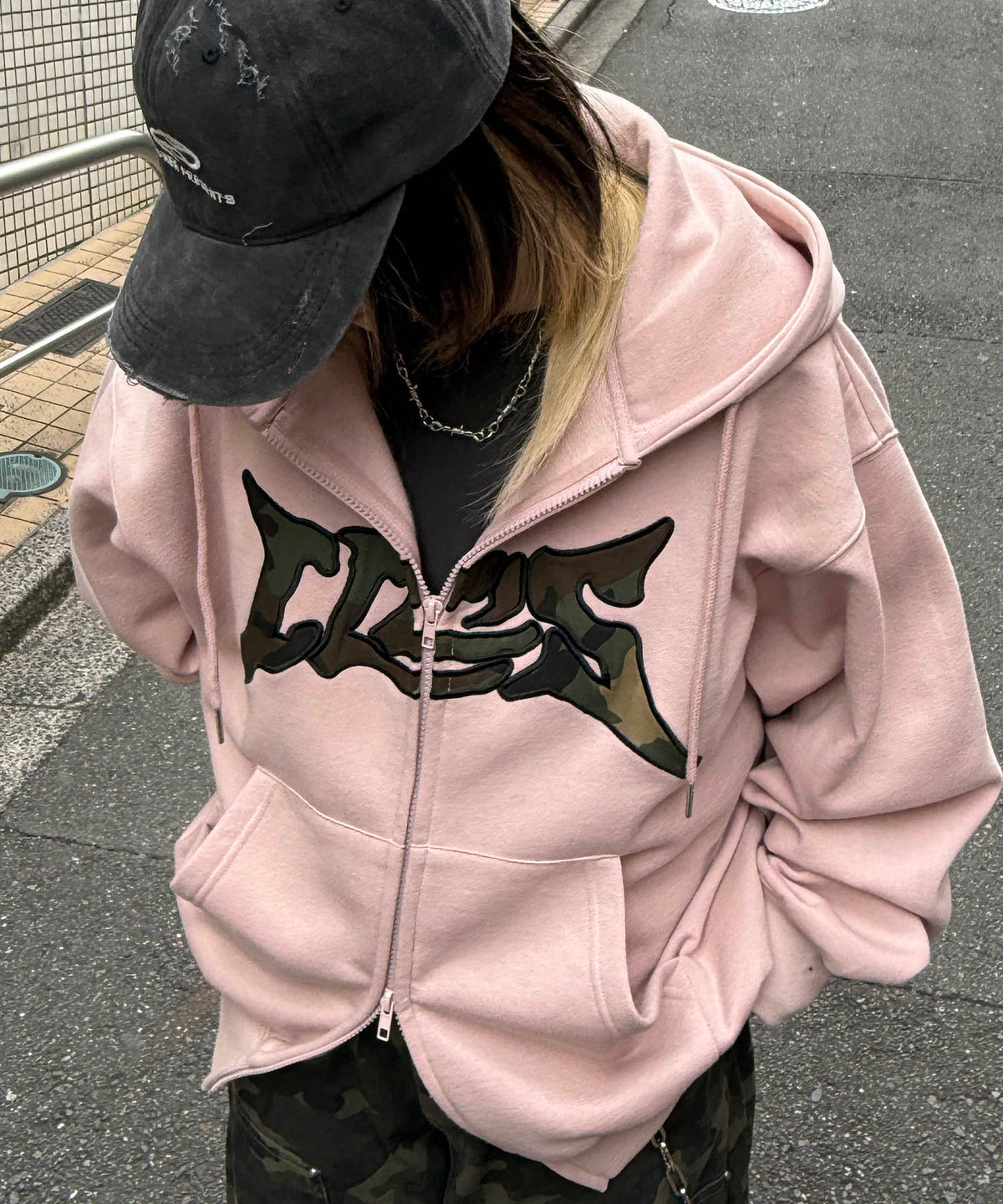 タギング総柄 フルジップフーディ