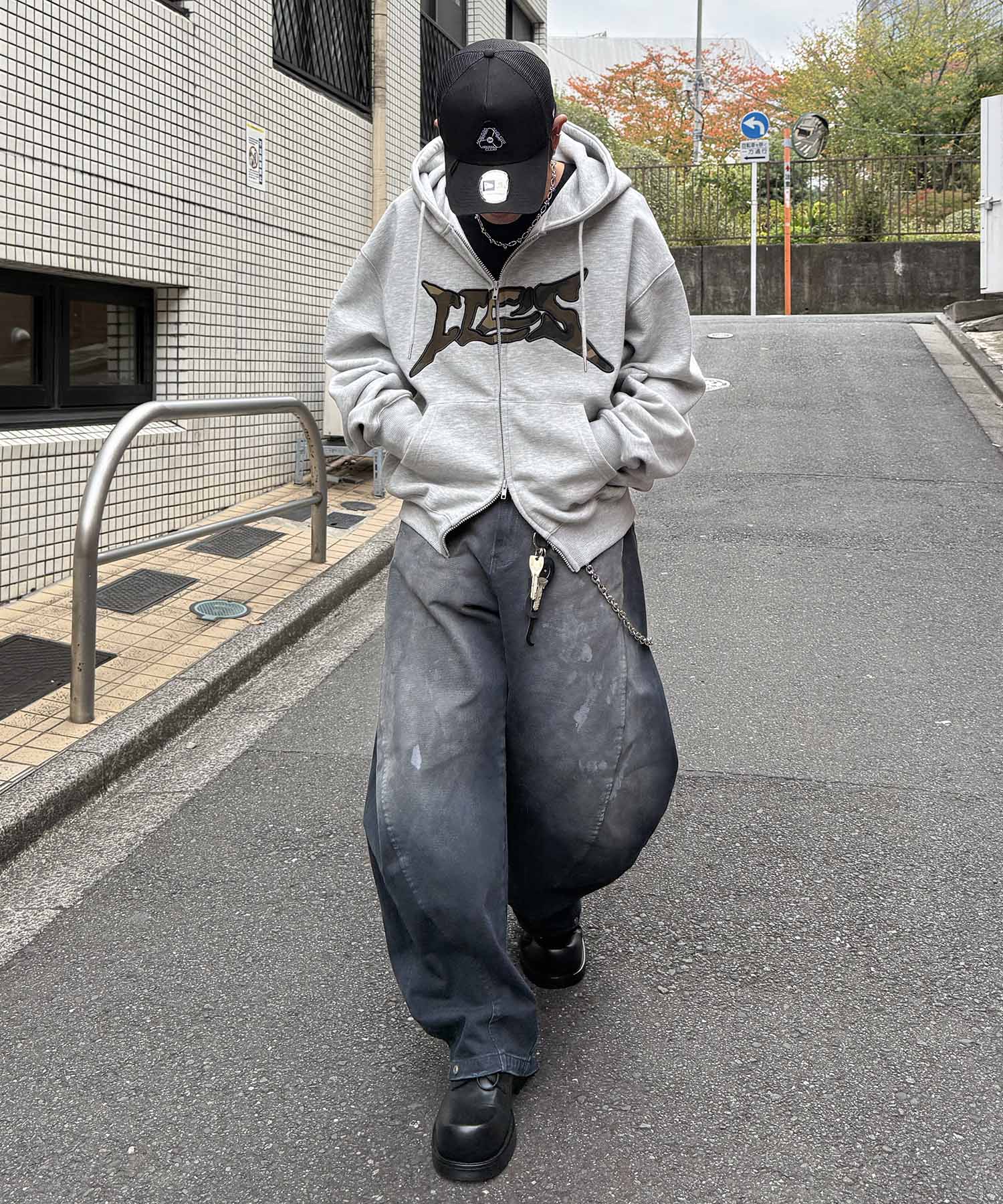 タギング総柄 フルジップフーディ