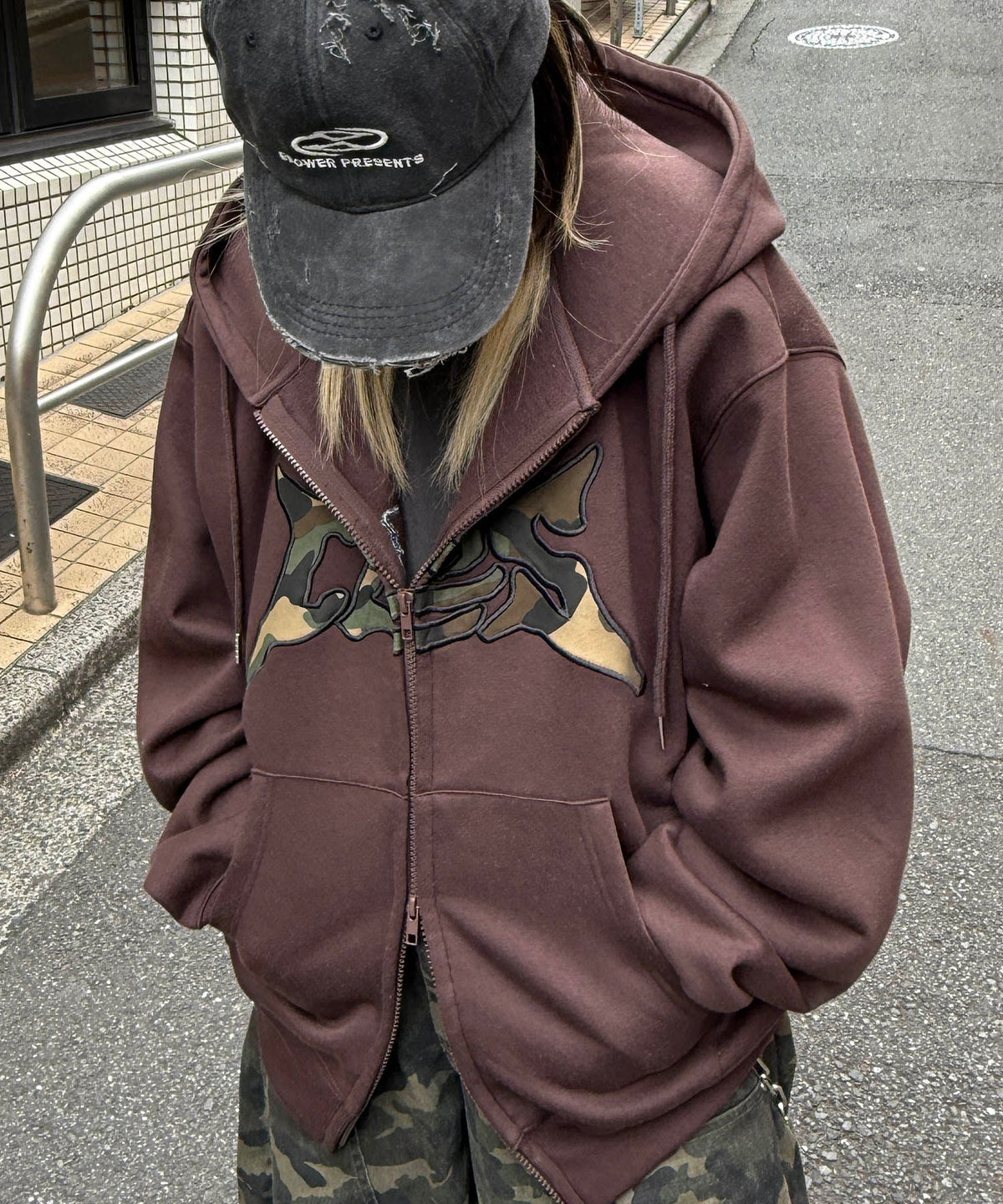 タギング総柄 フルジップフーディ