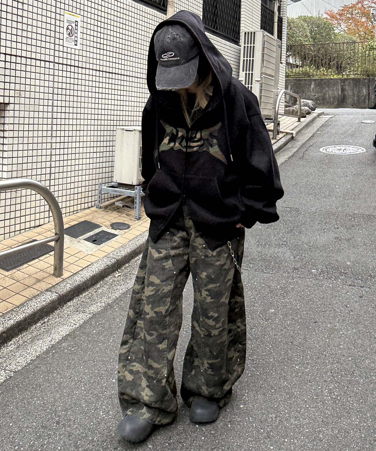 タギング総柄 フルジップフーディ