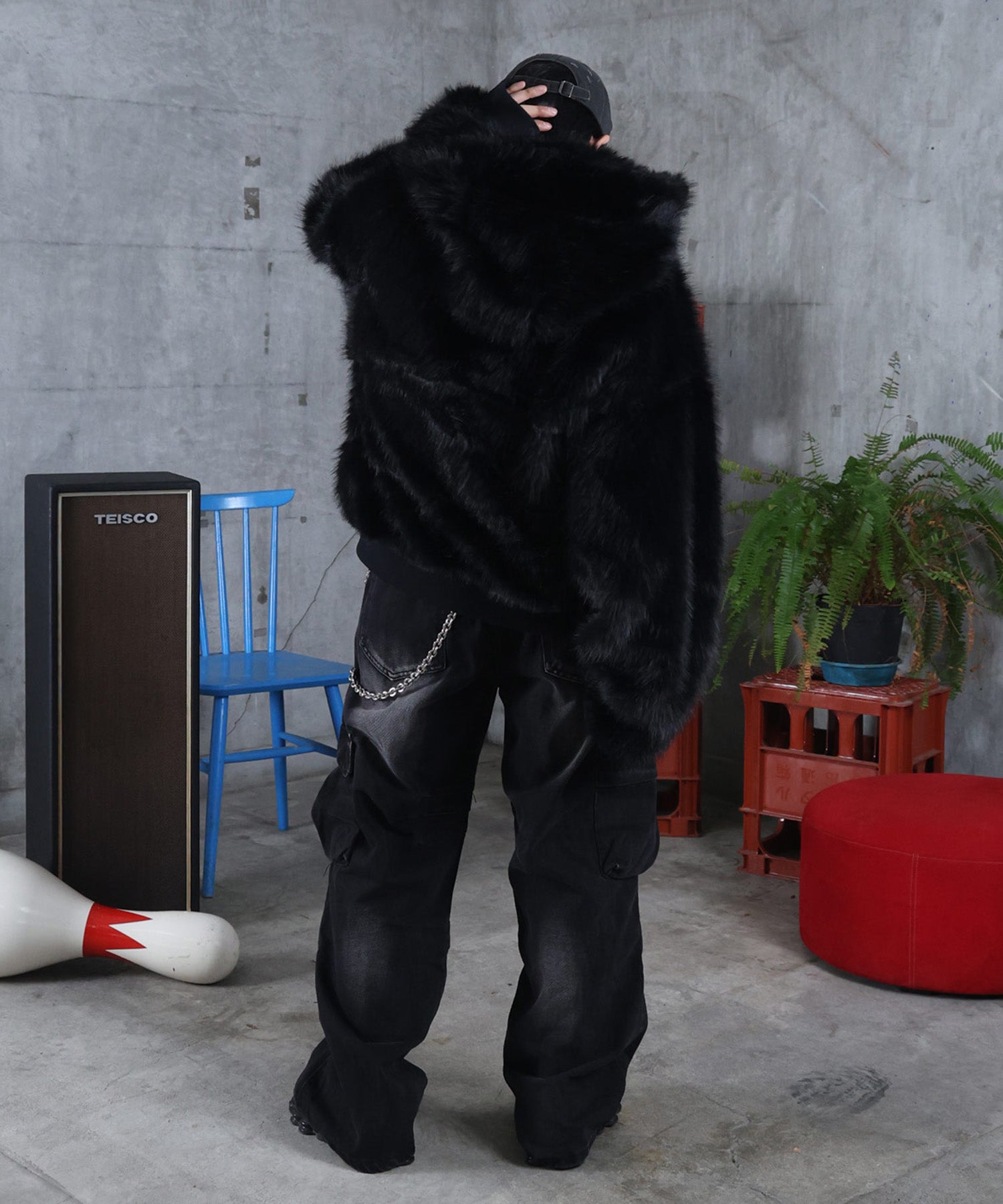 【MAROCORE / マロコア】クロスモチーフ ストレートファー フーディーブルゾン