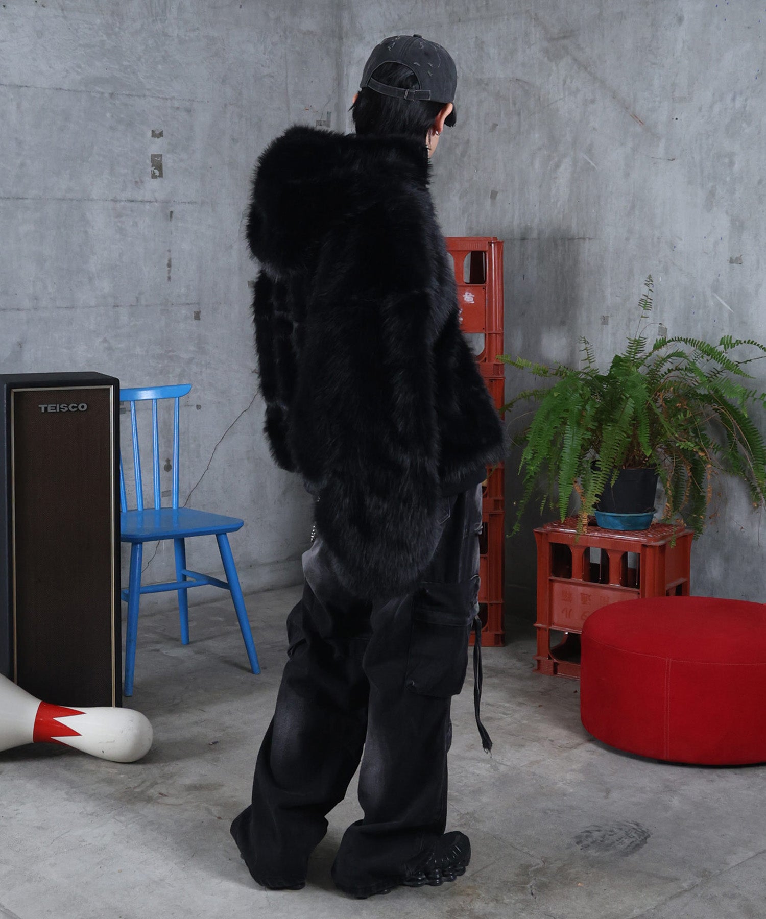 【MAROCORE / マロコア】クロスモチーフ ストレートファー フーディーブルゾン