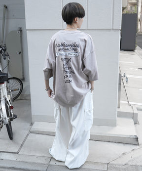 【MARK GONZALES ARTWORK COLLECTION / マーク ゴンザレス】フロント / バックプリント ワンポイント刺繍 モチーフ ビッグシルエットTシャツ