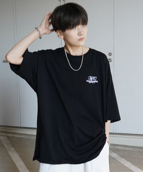 【MARK GONZALES ARTWORK COLLECTION / マーク ゴンザレス】フロント / バックプリント ワンポイント刺繍 モチーフ ビッグシルエットTシャツ