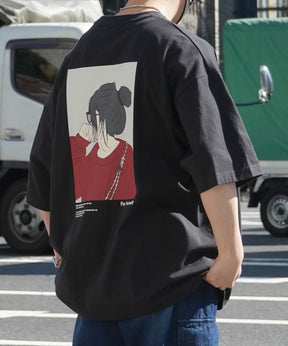 24SS 新柄 お団子ガール イラストバックプリント / ワンポイント刺繍 ビッグシルエット半袖Tシャツ