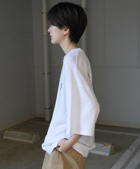 【MARK GONZALES ARTWORK COLLECTION / マーク ゴンザレス】フロント / バックプリント ワンポイント刺繍 モチーフ ビッグシルエットTシャツ