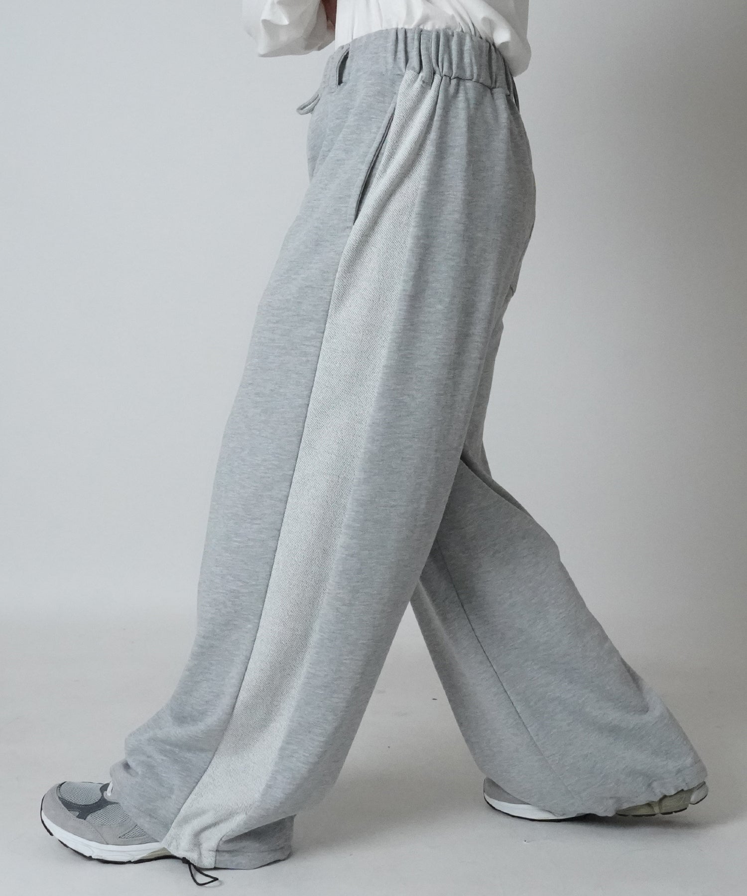 サイド切替 裏毛スウェットワイドストレートパンツ 裾ドローコード