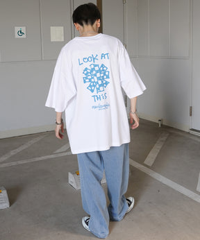 【MARK GONZALES ARTWORK COLLECTION / マーク ゴンザレス】フロント / バックプリント ワンポイント刺繍 モチーフ ビッグシルエットTシャツ