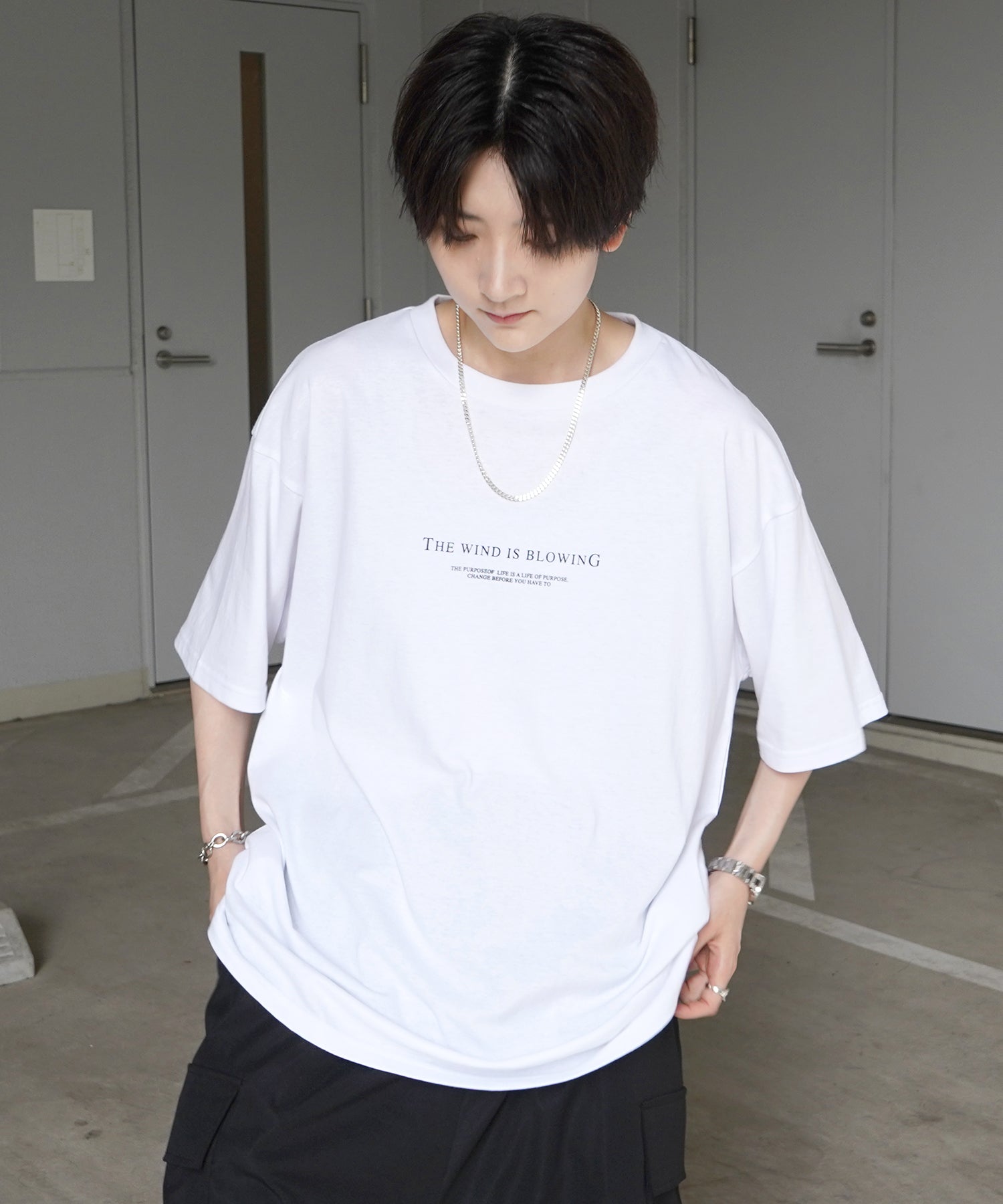 イラストバックプリント / ワンポイント刺繍ロゴ ビッグシルエット半袖Tシャツ