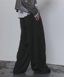 スラックススタッズカーブパンツ