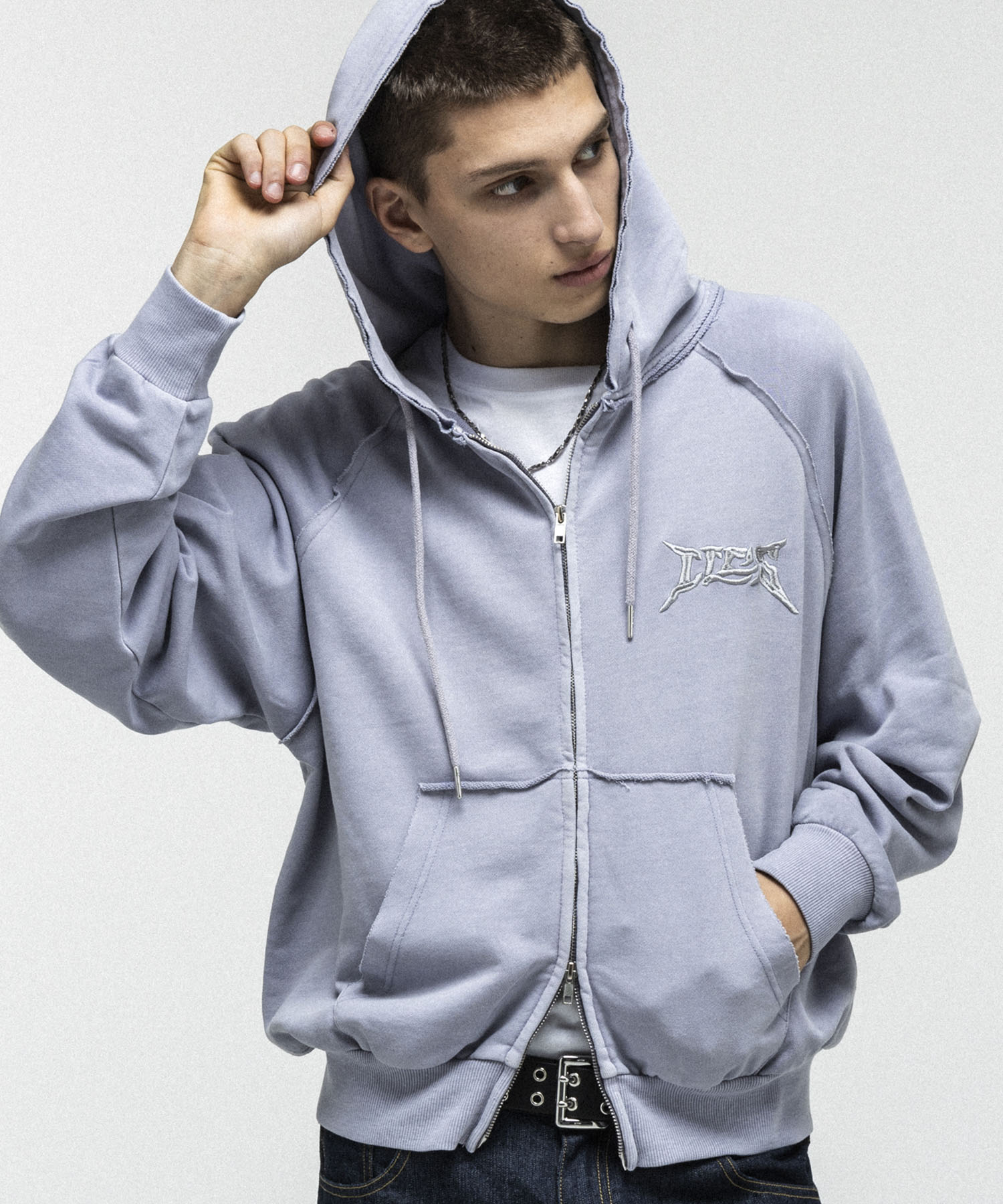 "ILL'S" LOGO Embroidery FULL ZIP HOODIE / "ILL'S" LOGO刺繍フルジップフーディー