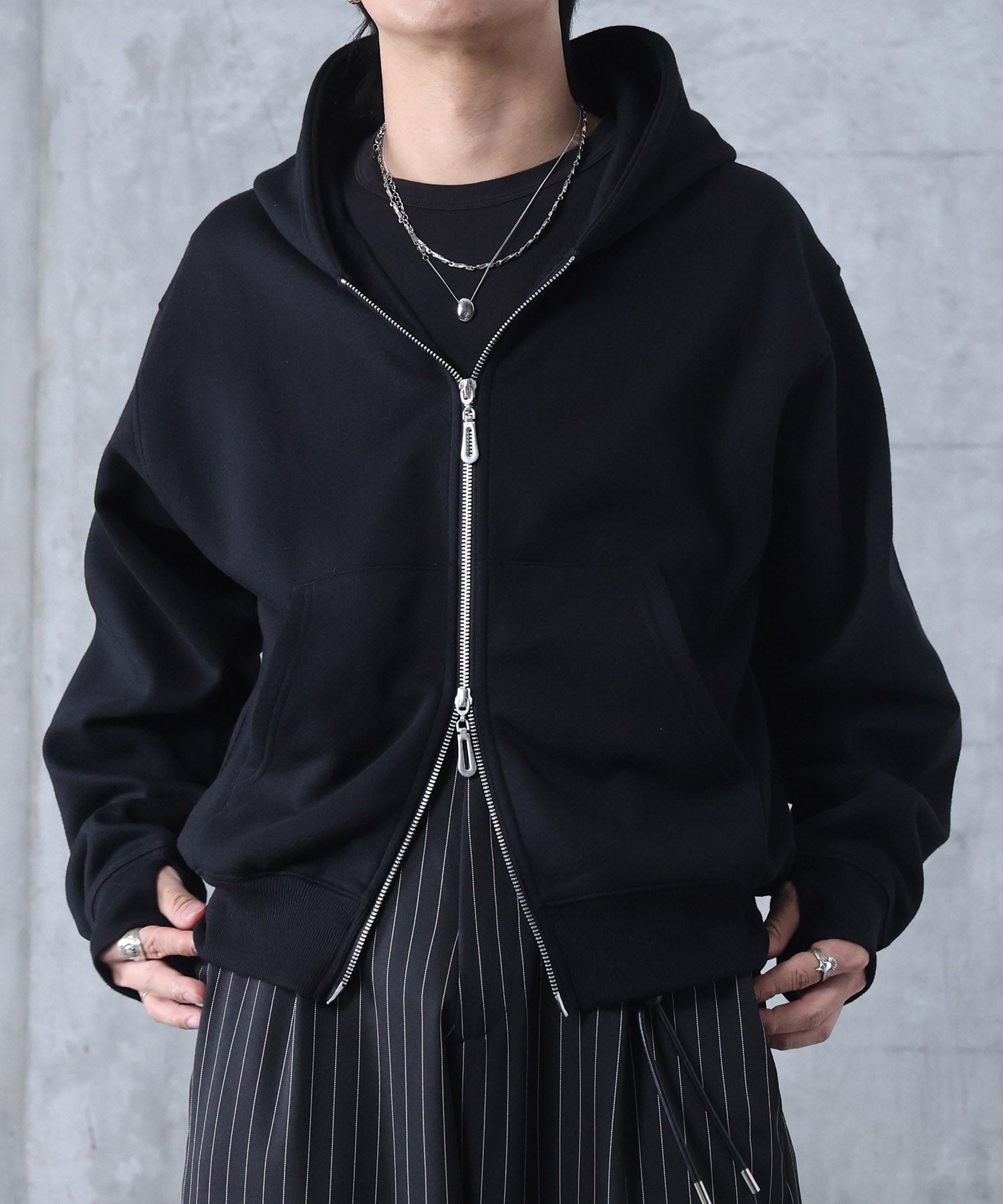 サムホール フルジップフーディ