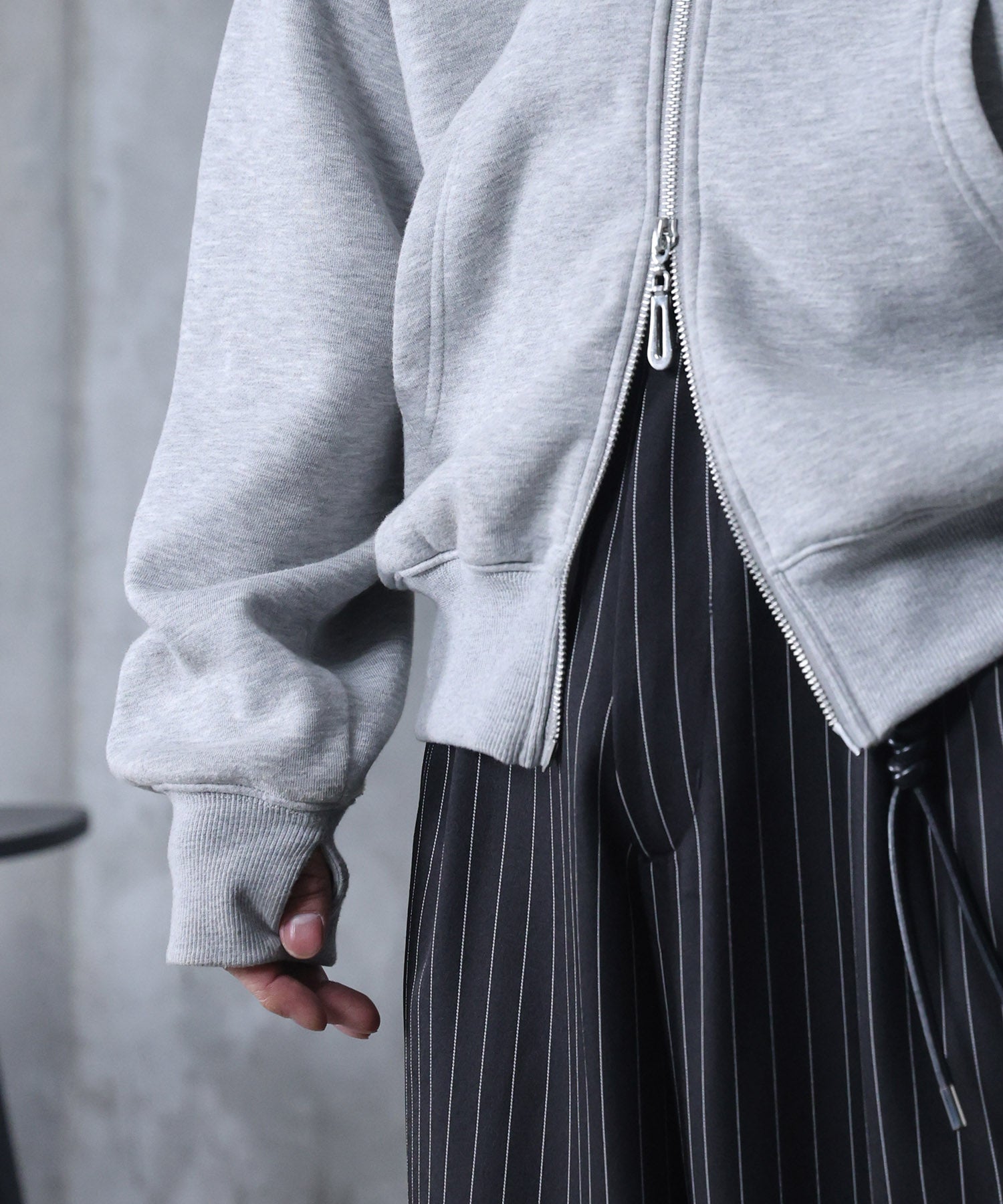 サムホール フルジップフーディ