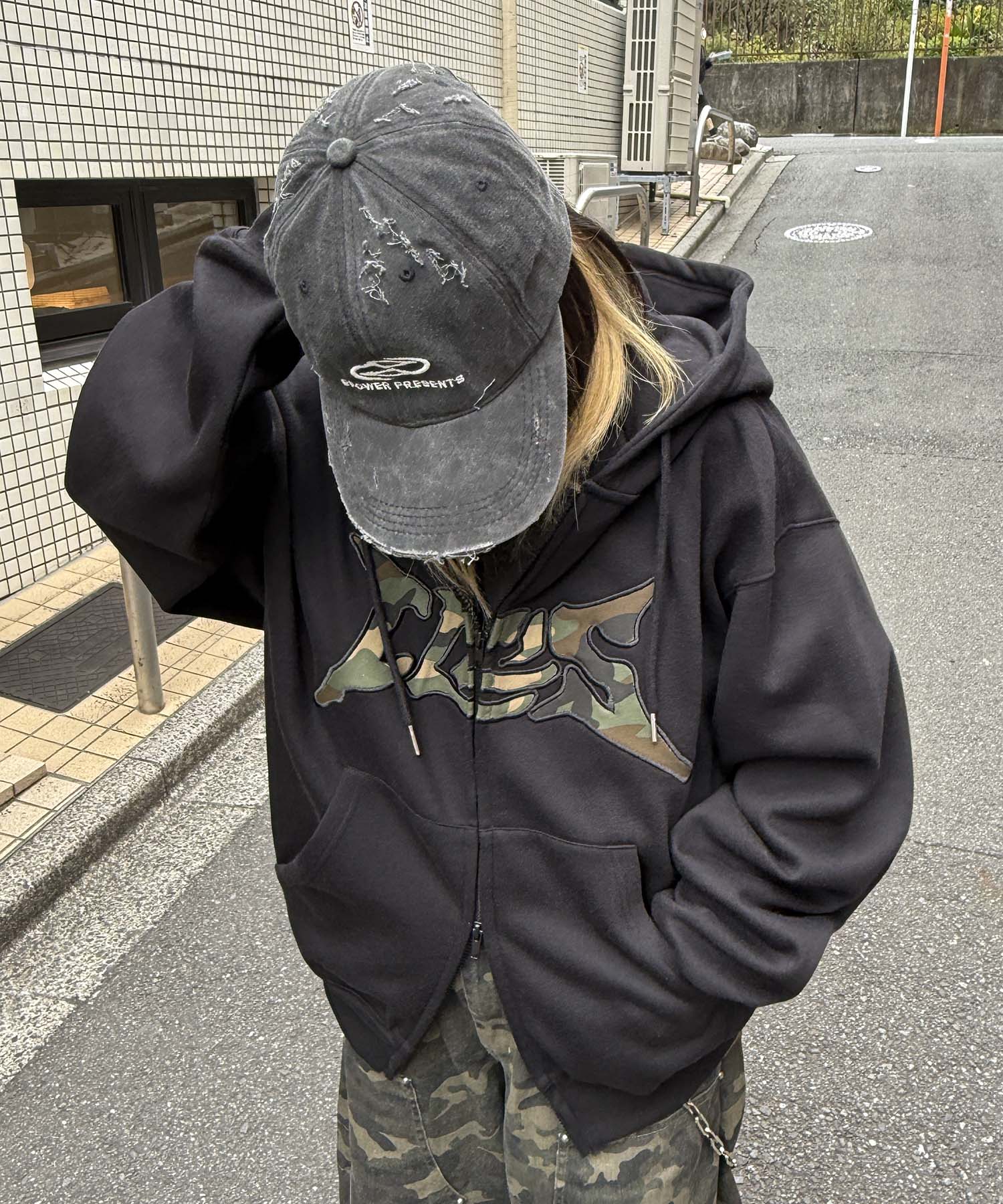 タギング総柄 フルジップフーディ