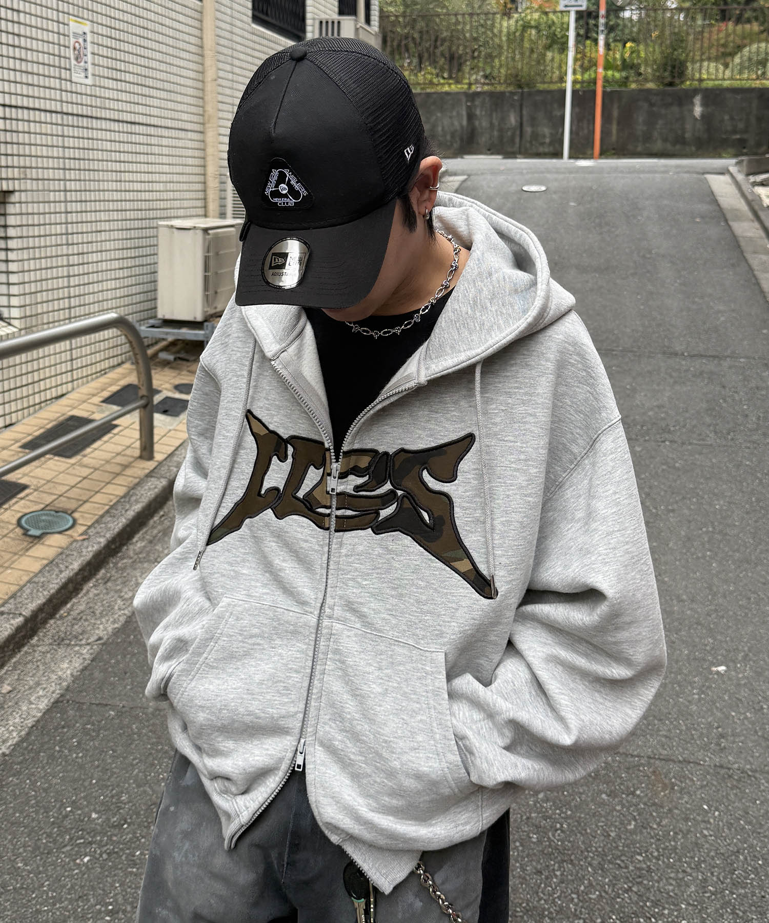 タギング総柄 フルジップフーディ