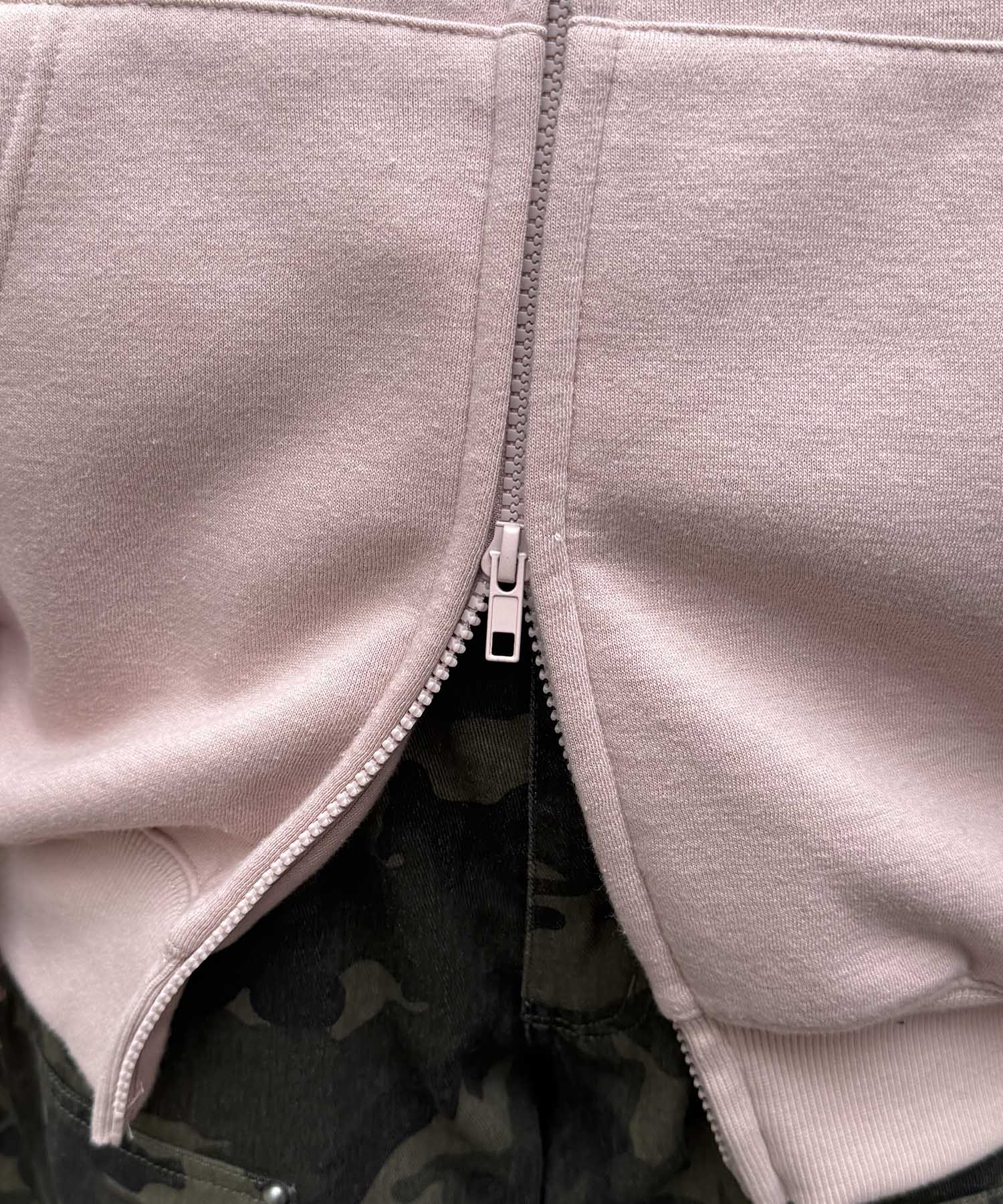 タギング総柄 フルジップフーディ