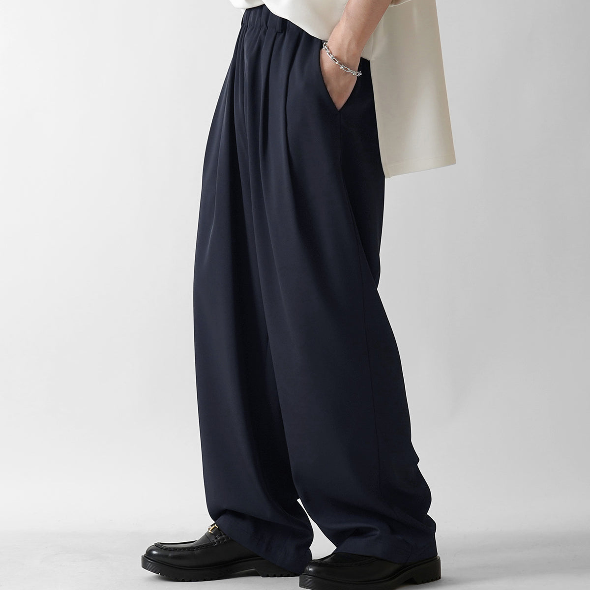 バミプレナイページ ne Quittez pas＞ヘムレース パンツ