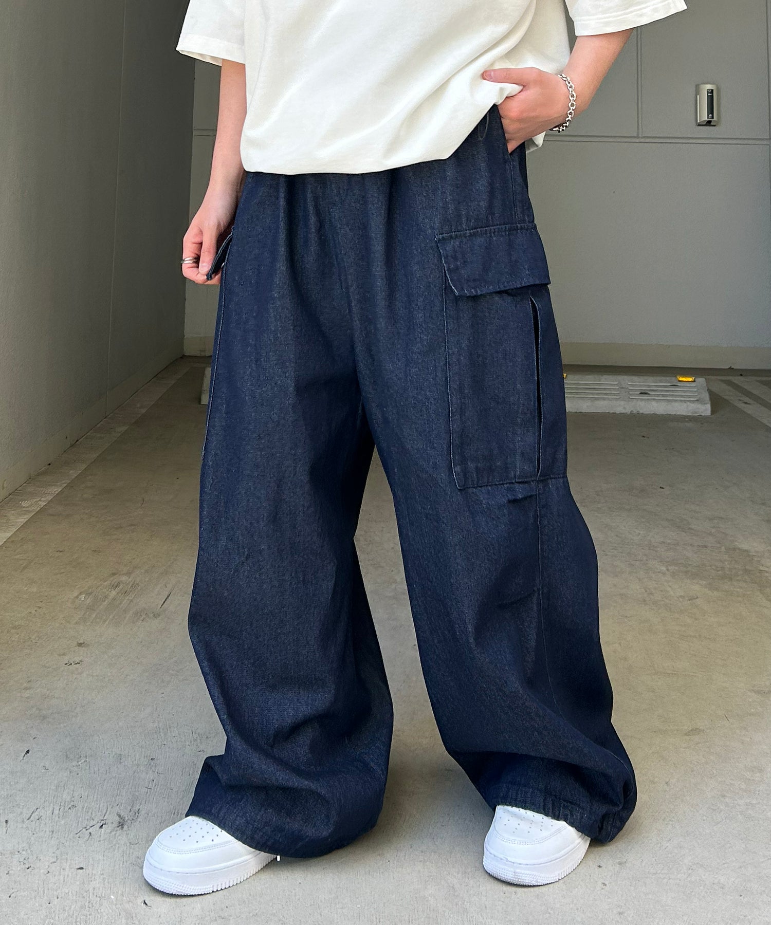 25SS【新色追加】ミリタリーワイドカーゴパンツ オーバーサイズ  サイドポケット 裾ドローコード パラシュートパンツ