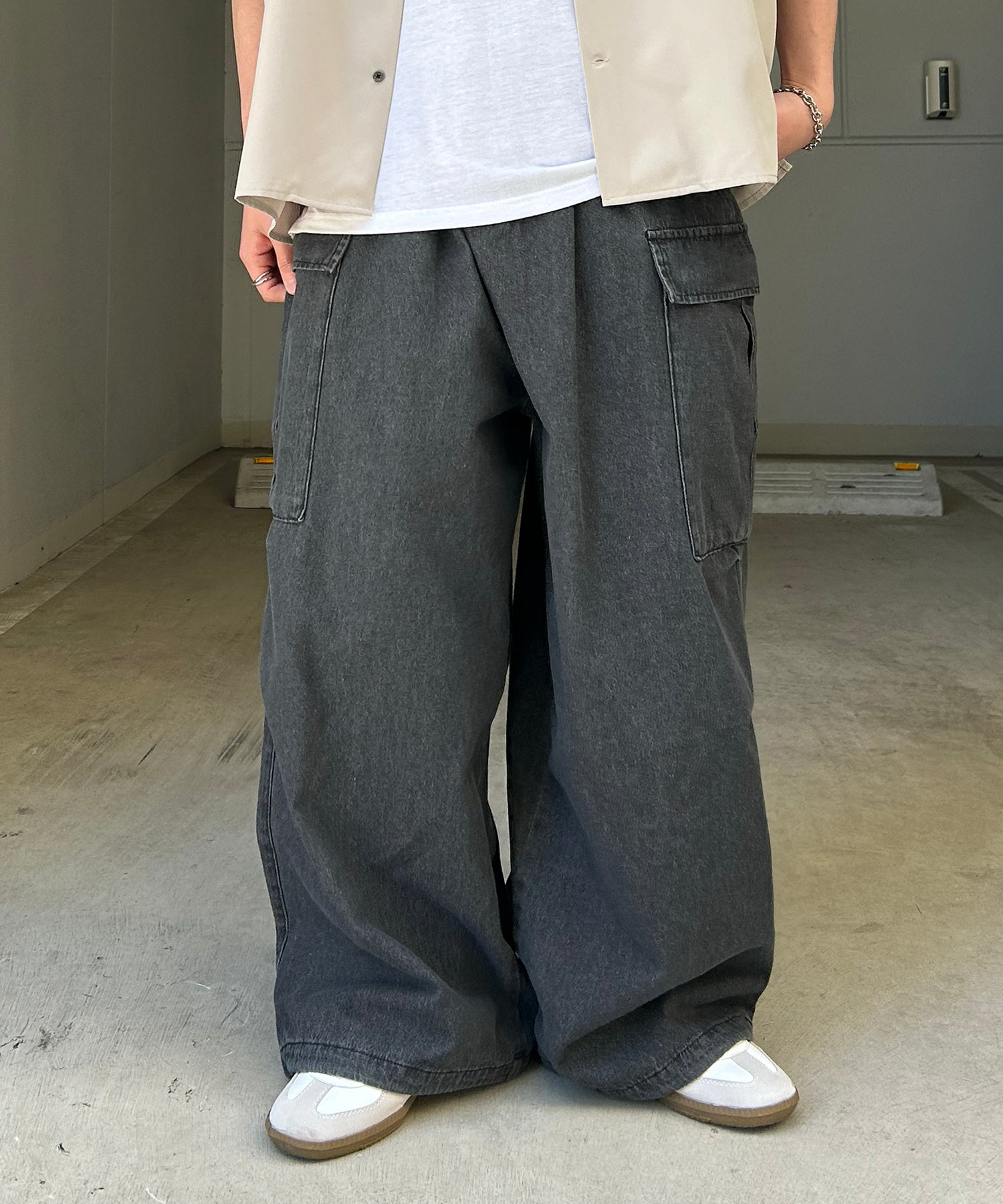 25SS【新色追加】ミリタリーワイドカーゴパンツ オーバーサイズ  サイドポケット 裾ドローコード パラシュートパンツ