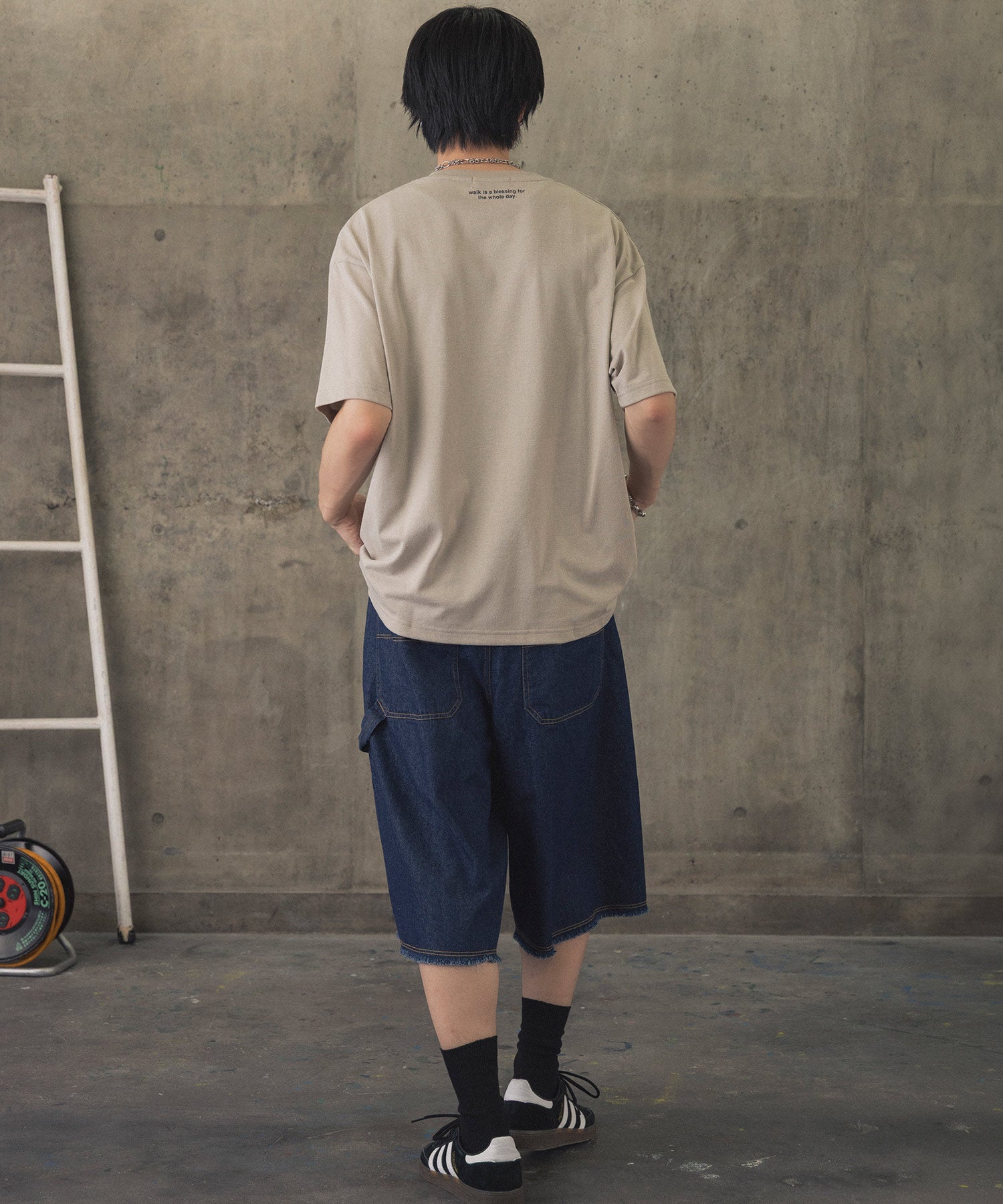 ウォーキングB ワンポイント刺繍ロゴ ビッグシルエット半袖Tシャツ