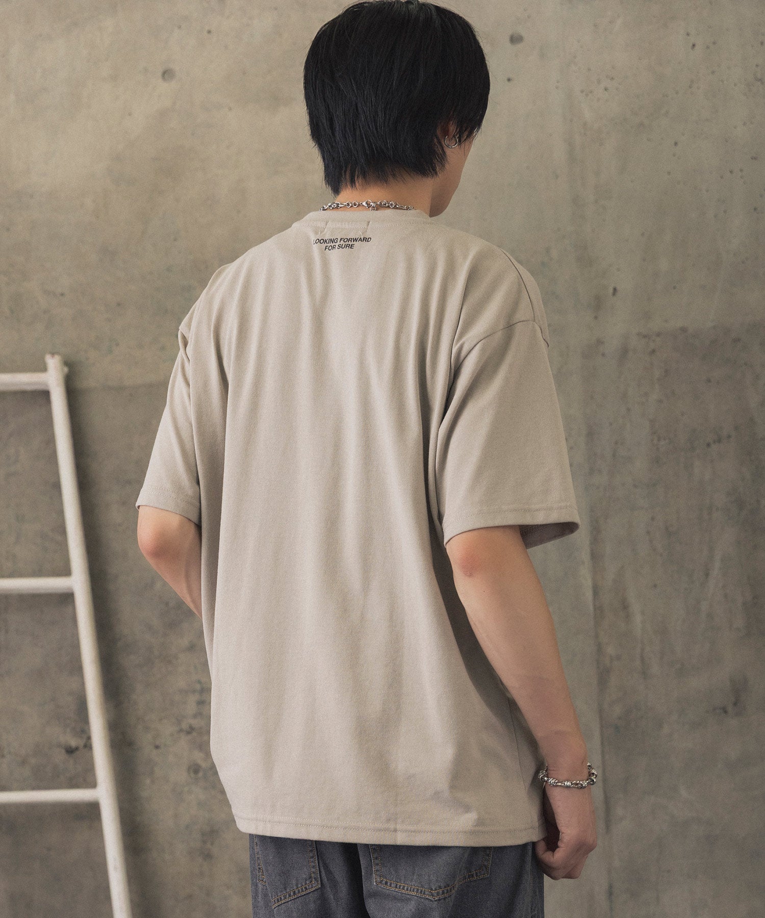 ヒゲオジサンB ワンポイント刺繍ロゴ ビッグシルエット半袖Tシャツ