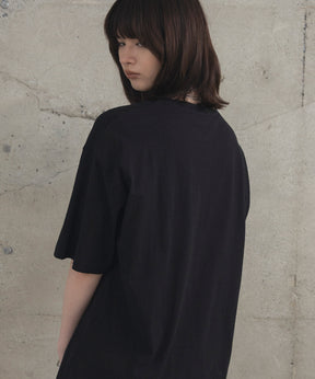 アブストラクトグラフィック箔プリント 半袖Tシャツ