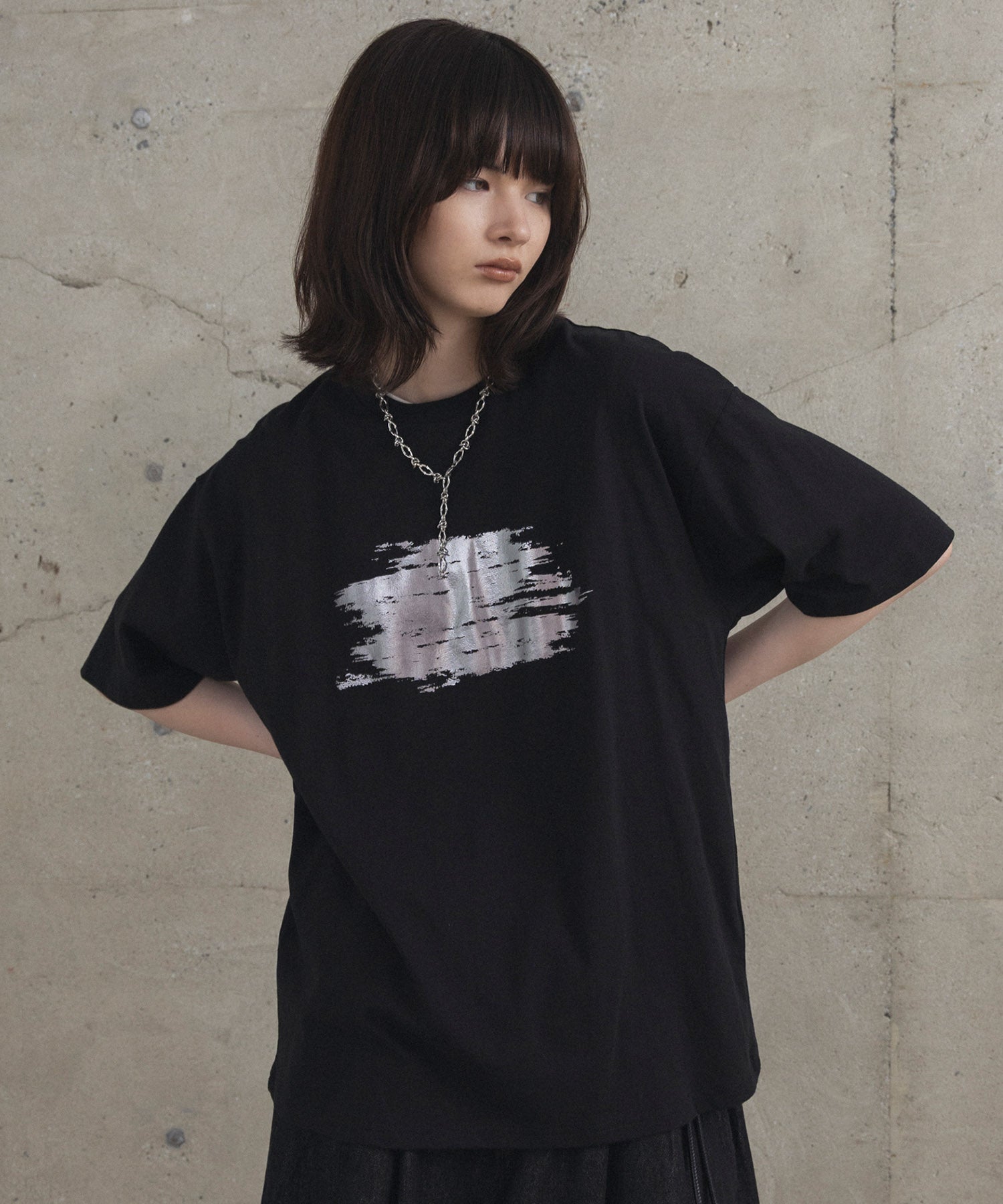 アブストラクトグラフィック箔プリント 半袖Tシャツ