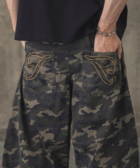 2-TUCK BACK EMBROIDERED DENIM PANTS / ツータック バック刺繍入り デニムパンツ