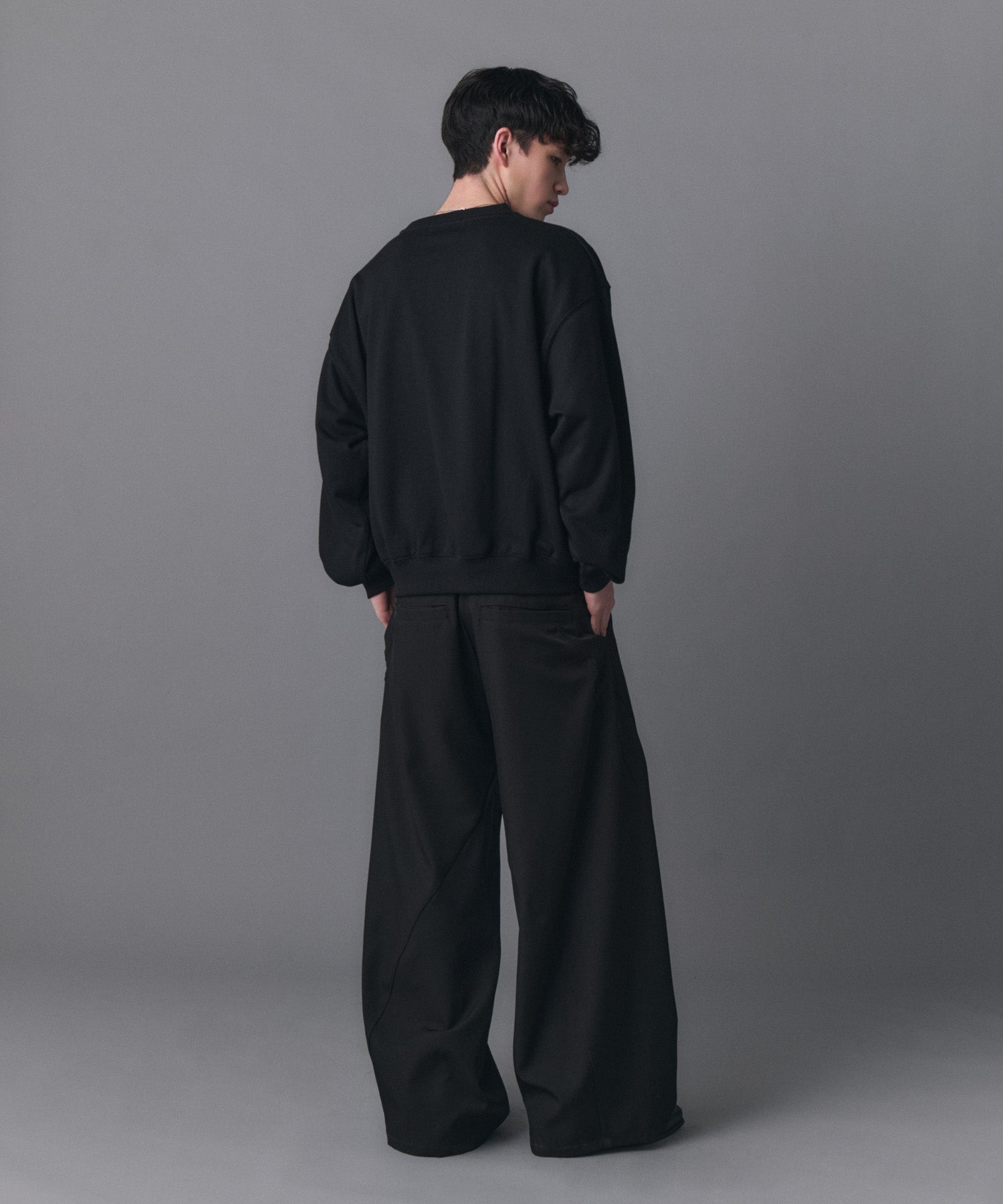 Confirm Logo Embroidery Crew Sweat / "Confirm"ロゴ刺繍クルースウェット