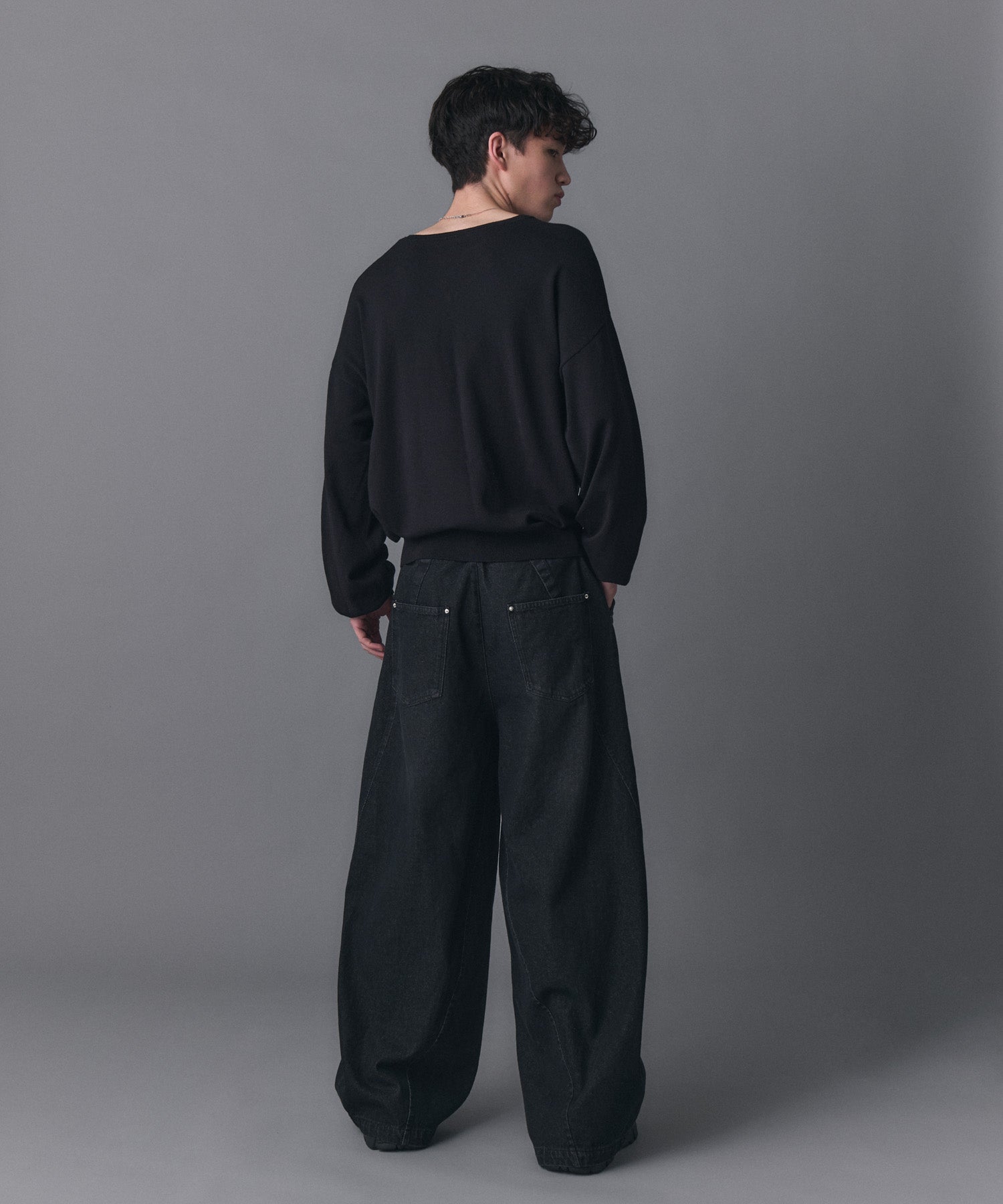 V-neck High Gauge Knit / Vネックハイゲージニット