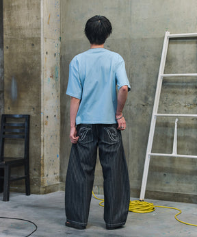 2-TUCK BACK EMBROIDERED STRIPE PANTS / ツータック バック刺繍 ストライプパンツ