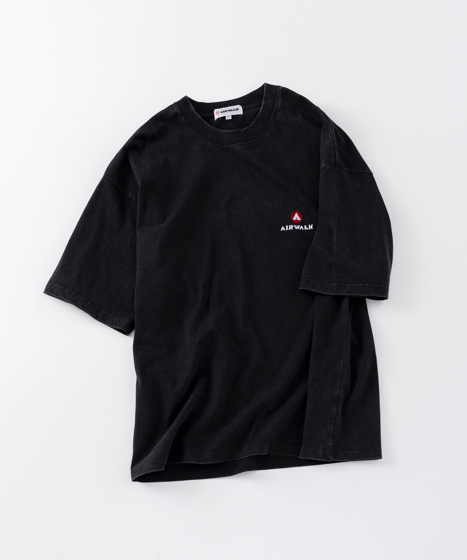 【AIRWALK】ヴィンテージライク モンスターグラフィック ボックスシルエット半袖Tシャツ